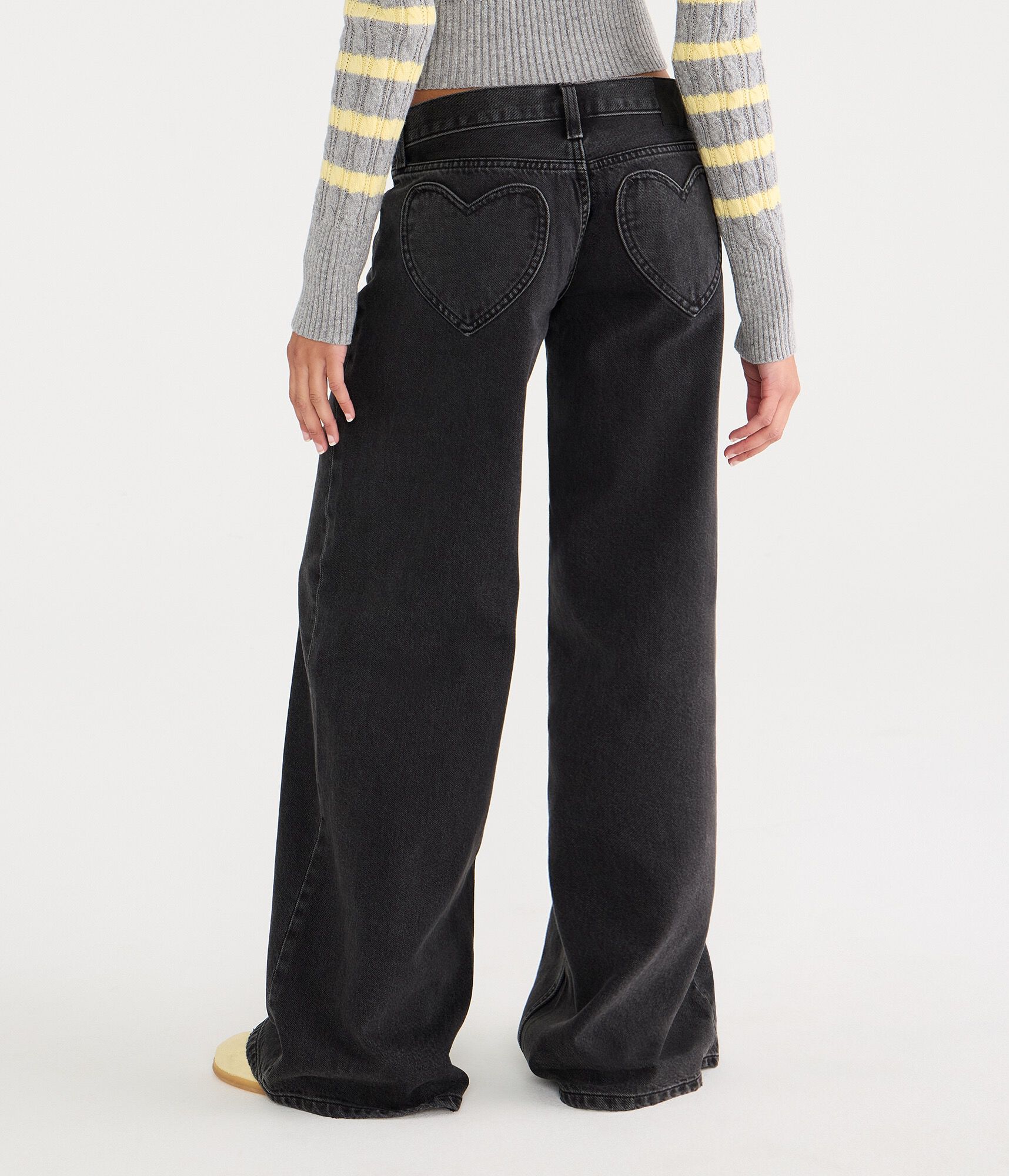 Super Low-Rise Ultra Wide Leg Heart Pocket Jean