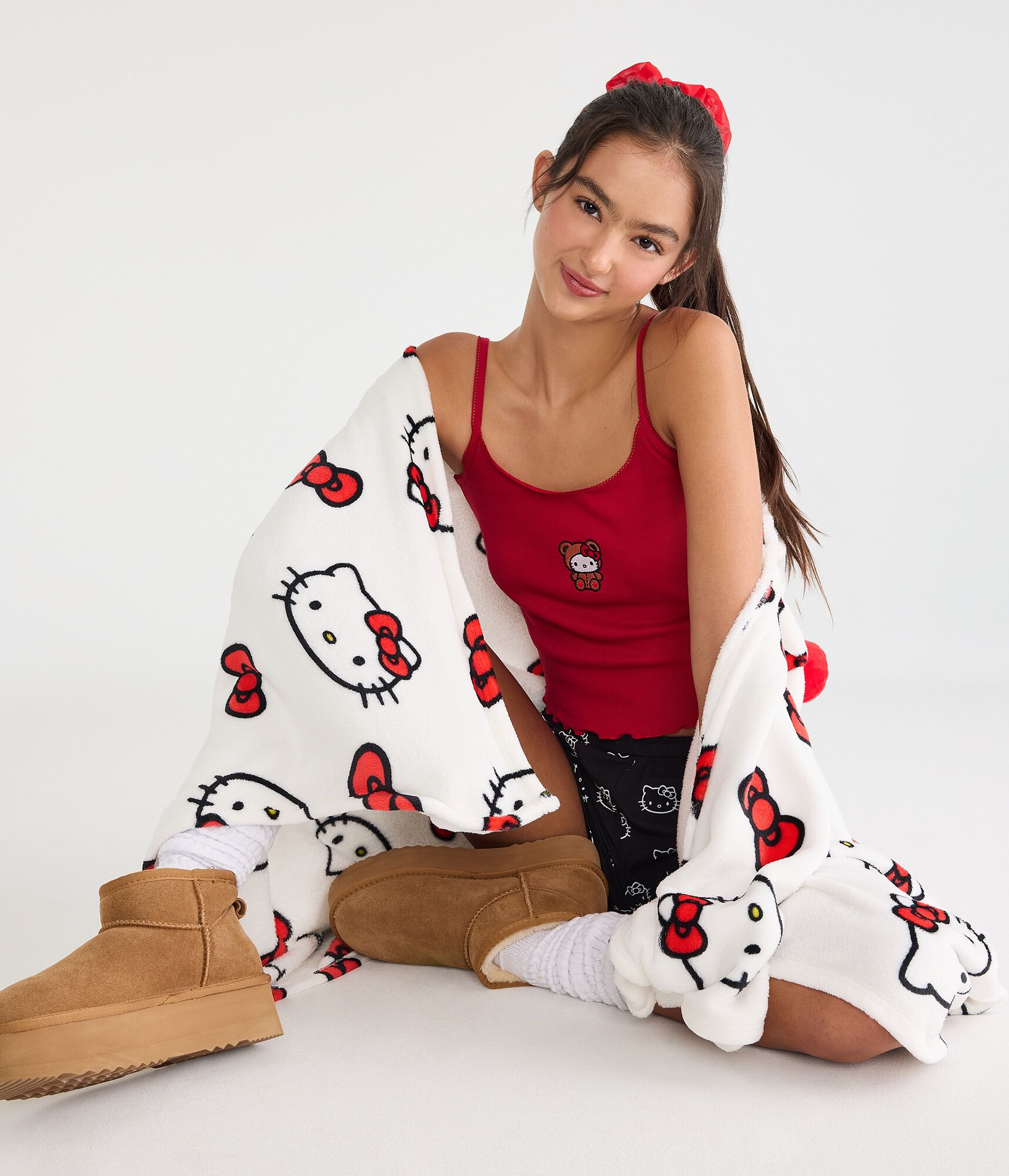 Hello Kitty Aero Hooded Blanket