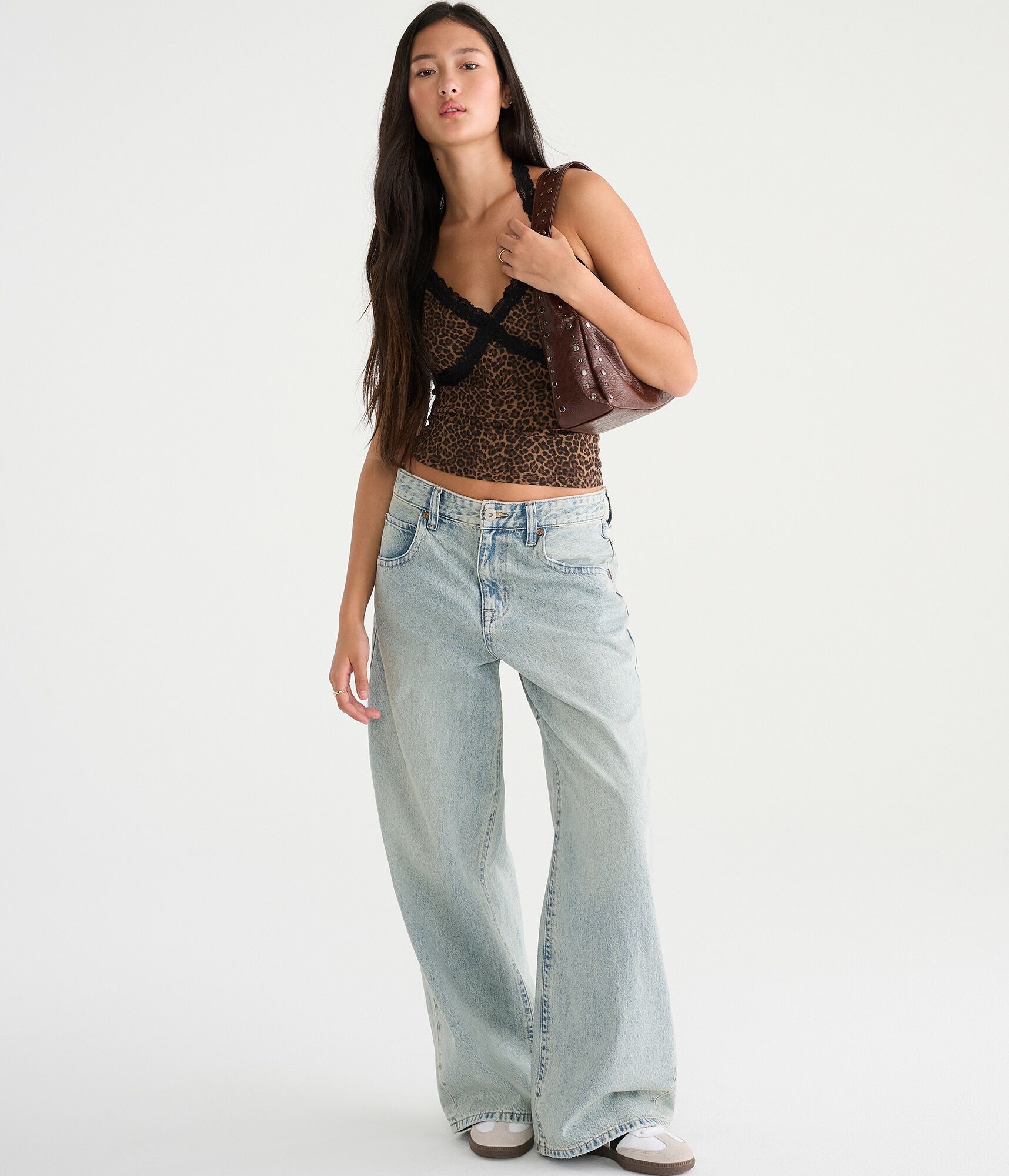 D&eacute;j&agrave; For Aero Low-Rise Super Baggy Leopard Stars Jean