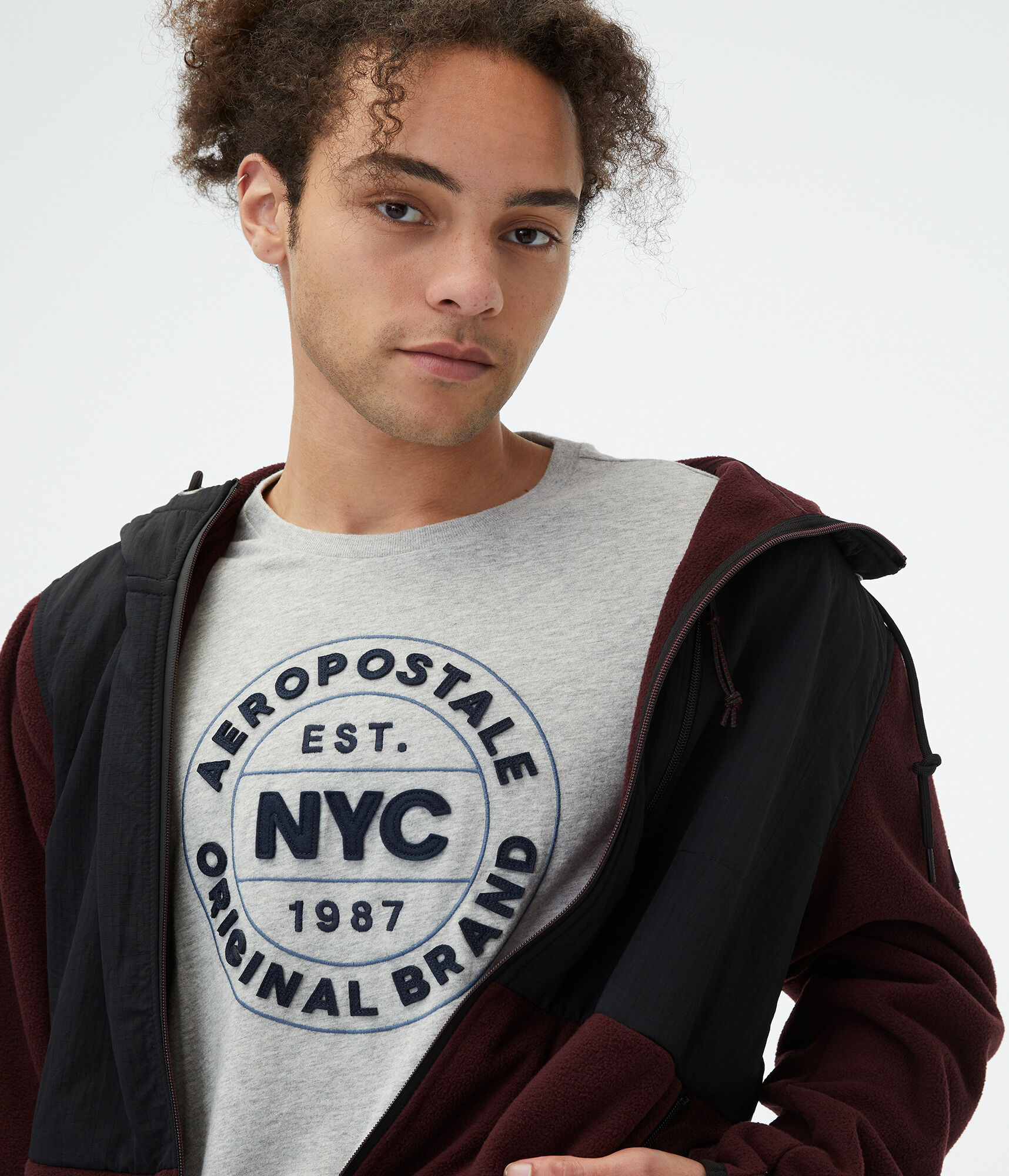 Aeropostale NYC Circle Logo Appliqu&eacute; Graphic Tee