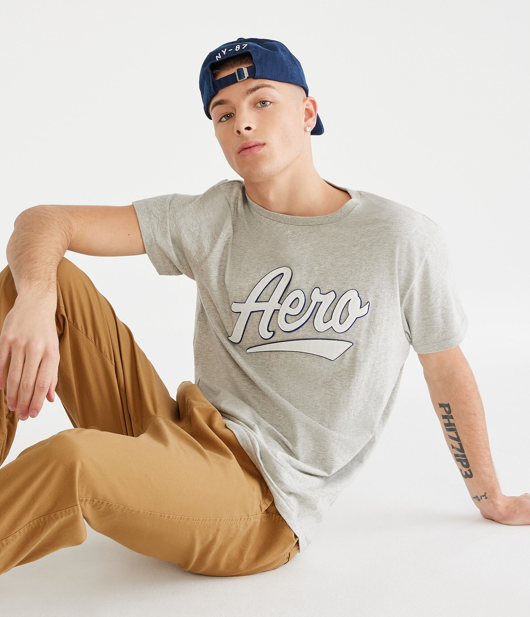 Aero Script Appliqu&eacute; Graphic Tee