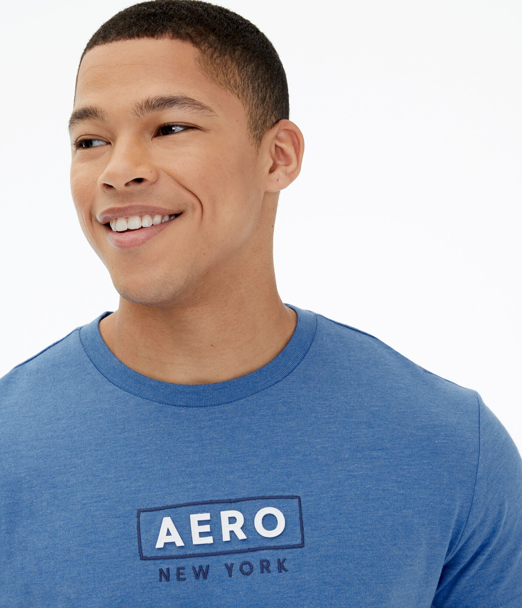 Aero Box Outline Appliqu&eacute; Graphic Tee