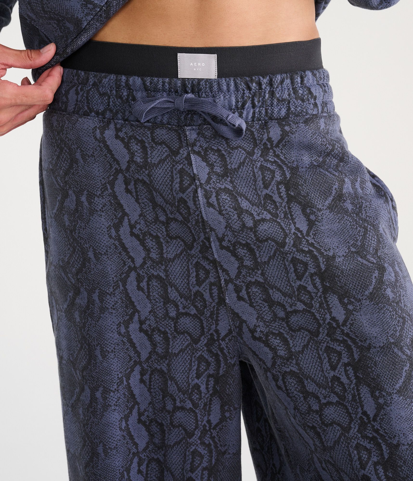 Cloud Soft Snake Print Super Baggy Sweatpants