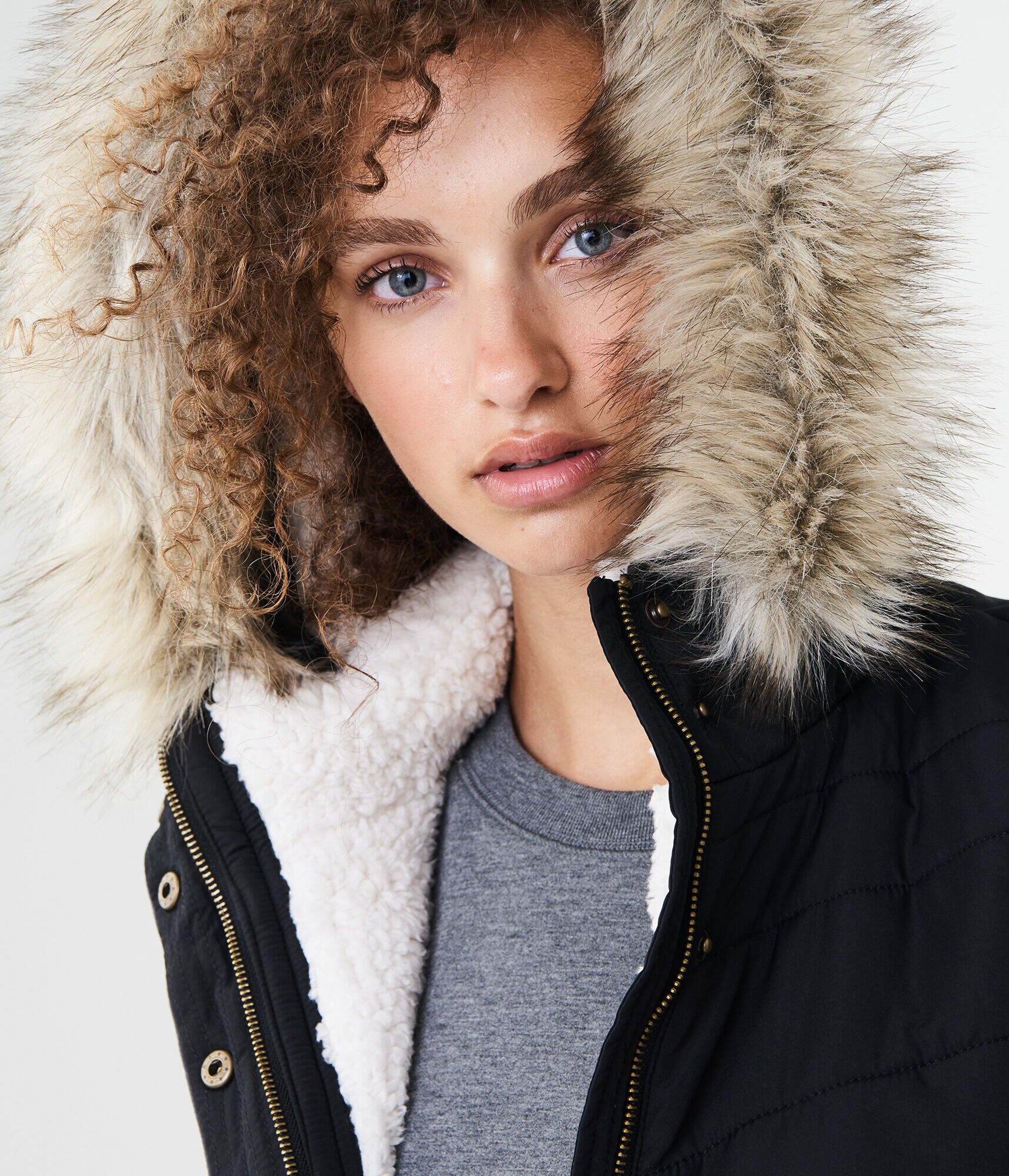 Solid Faux Fur Hooded Puffer Vest