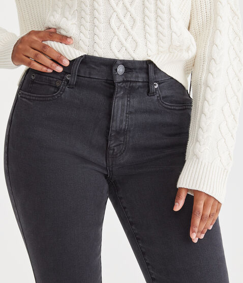 Curvy Premium High-Rise Jegging With LYCRA® FREEF!T® Technology Curvy Premium High-Rise Jegging With LYCRA® FREEF!T® Technology
