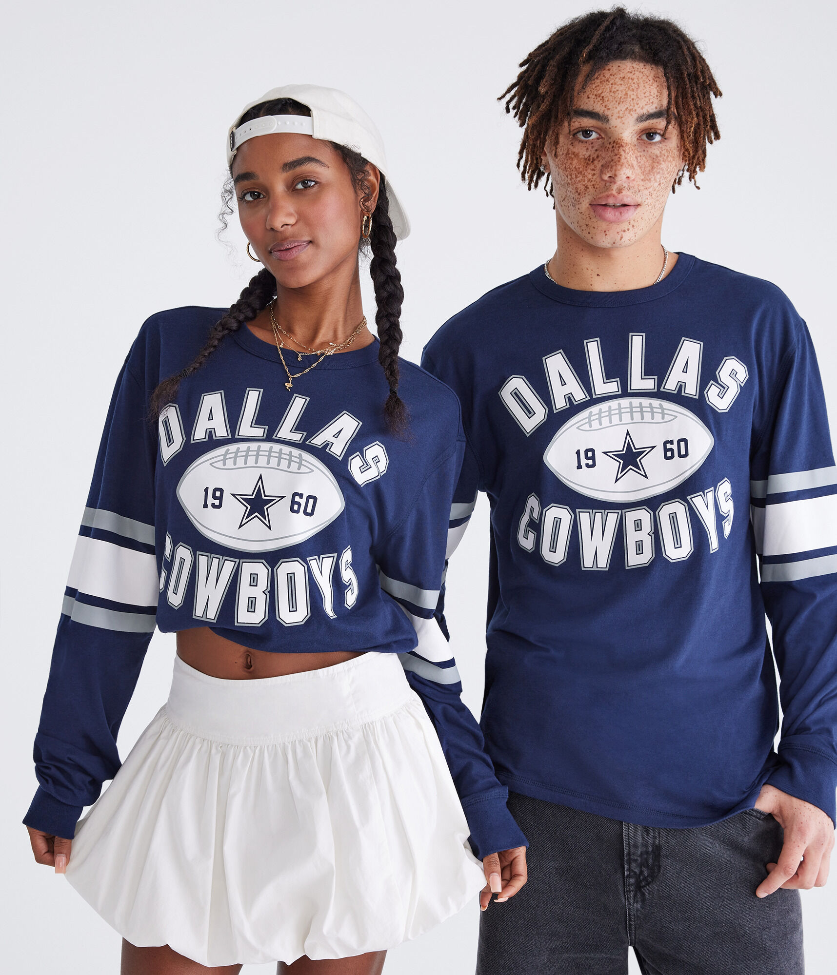 Long Sleeve Dallas Cowboys Football Relaxed Graphic Tee