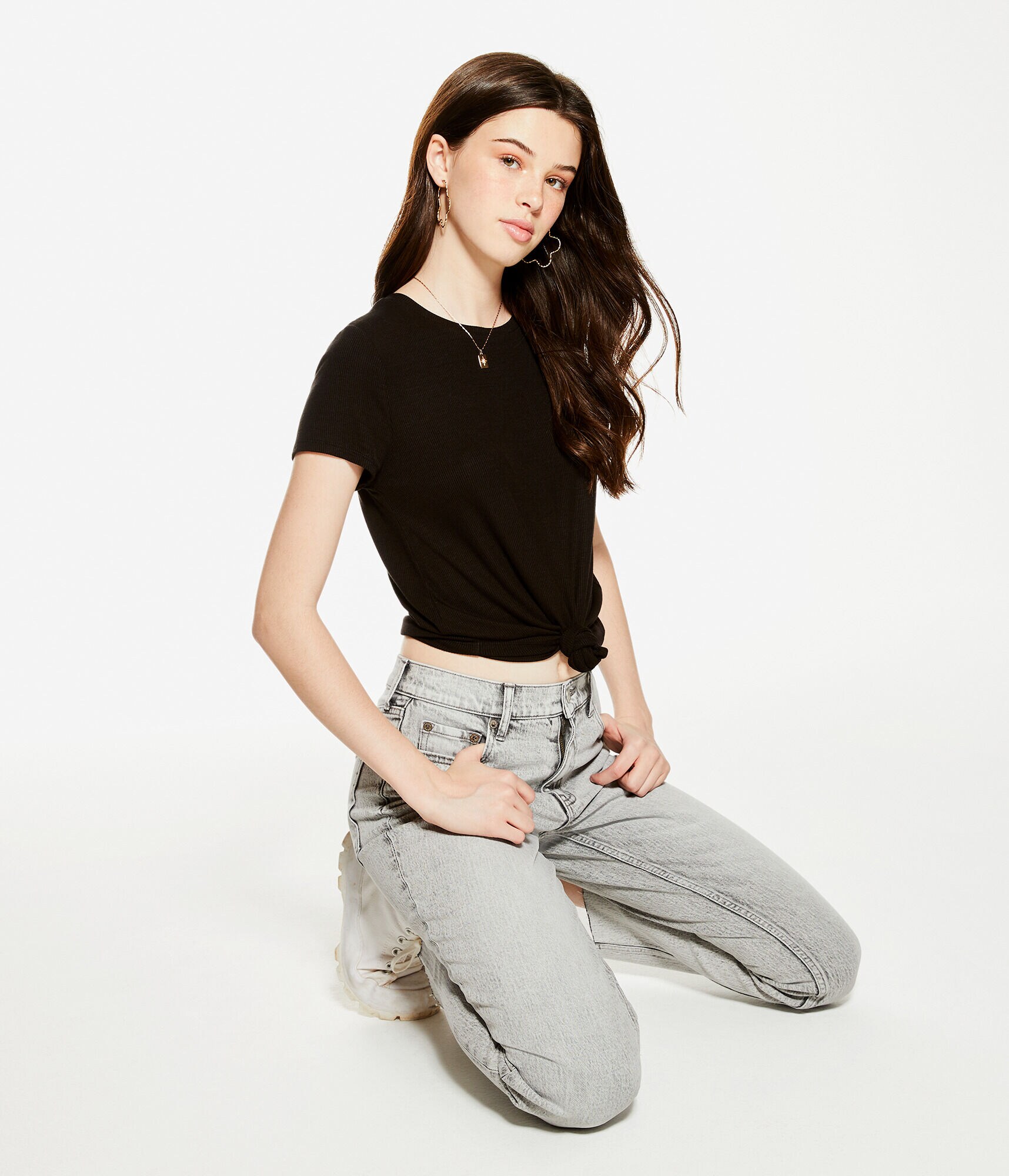 High-Rise Stretch Mom Jean