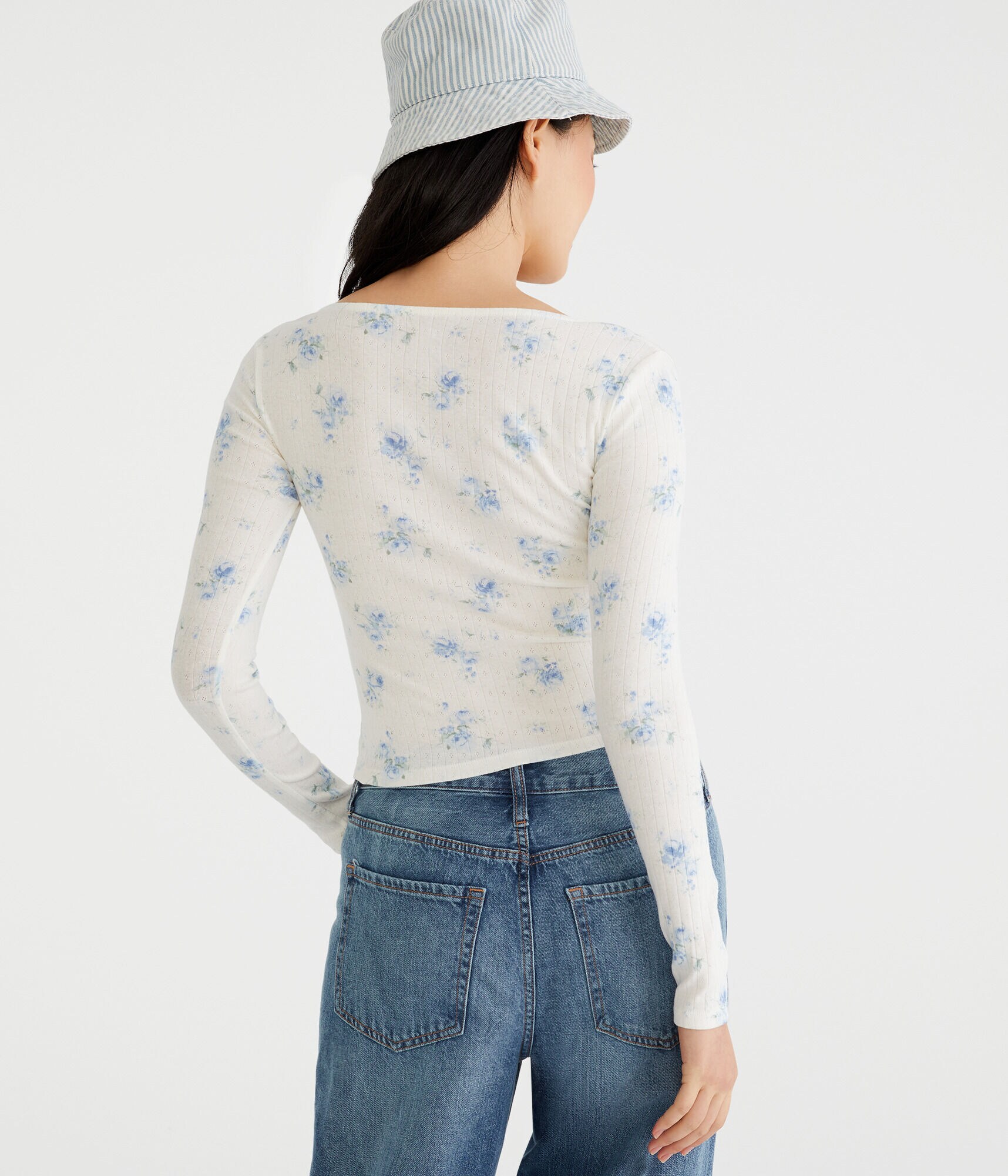 eyeye★大人気★FLORAL POINTELLE TOP UO Ditsy Floral Pointelle Long Sleeve Top | Urban Outfitters