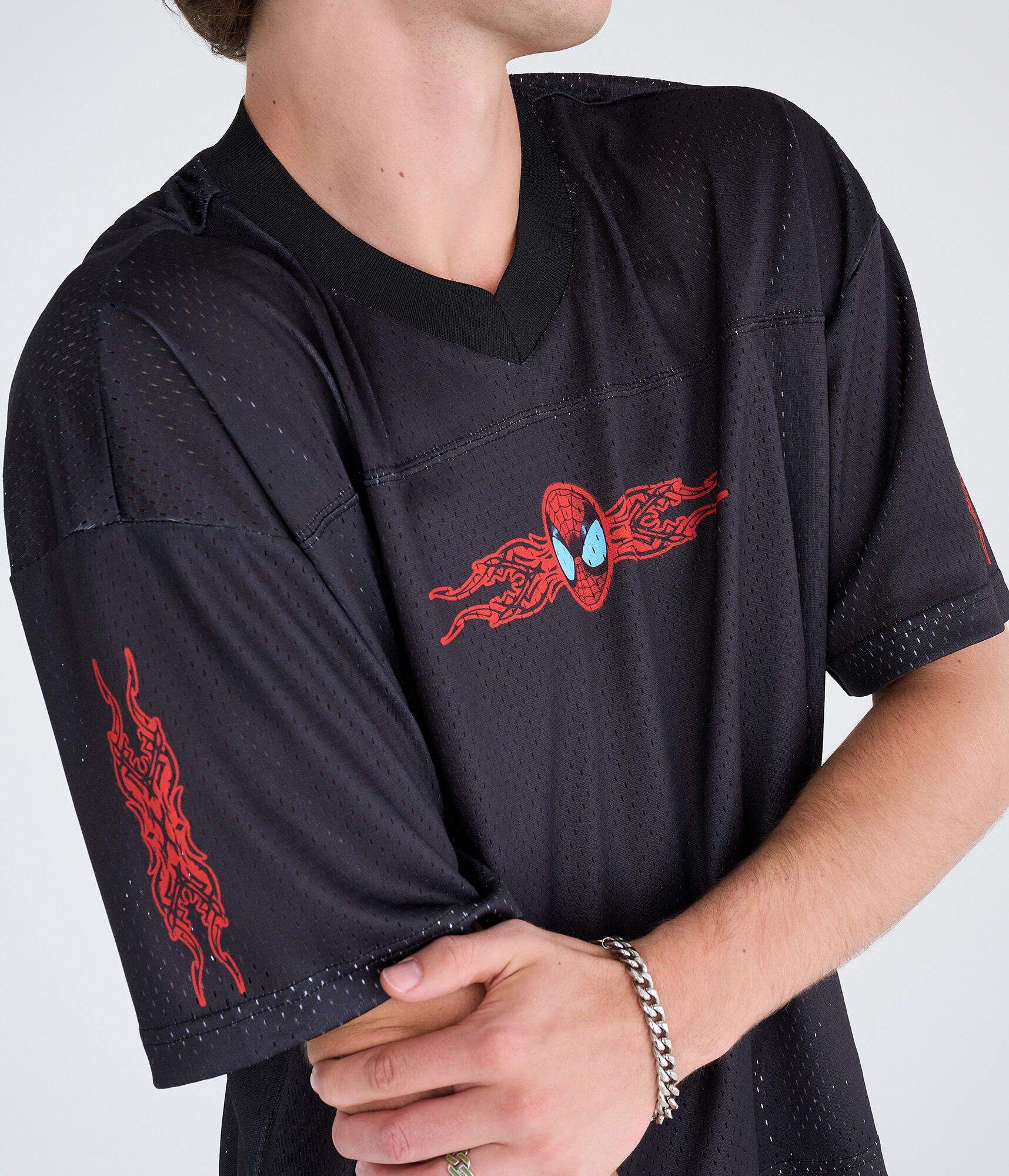 Marvel | A&eacute;ropostale Spider-Man V-Neck Boxy Mesh Jersey