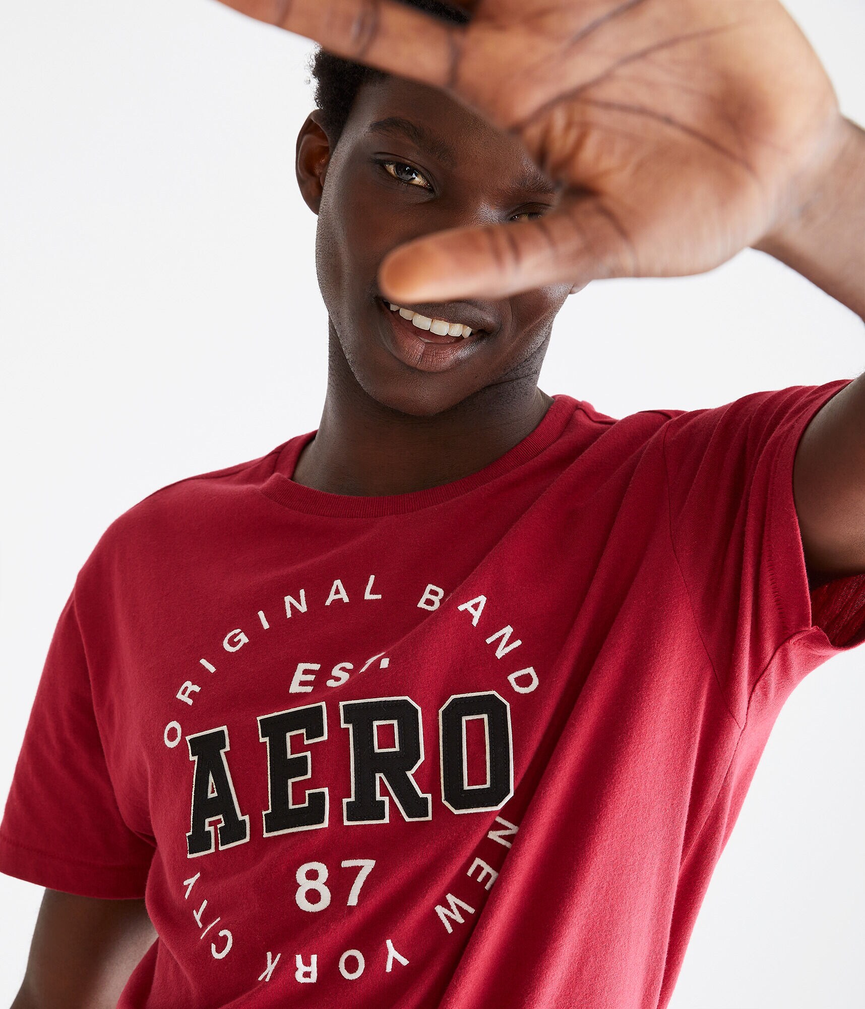 Aero Circle Logo Appliqu&eacute; Graphic Tee