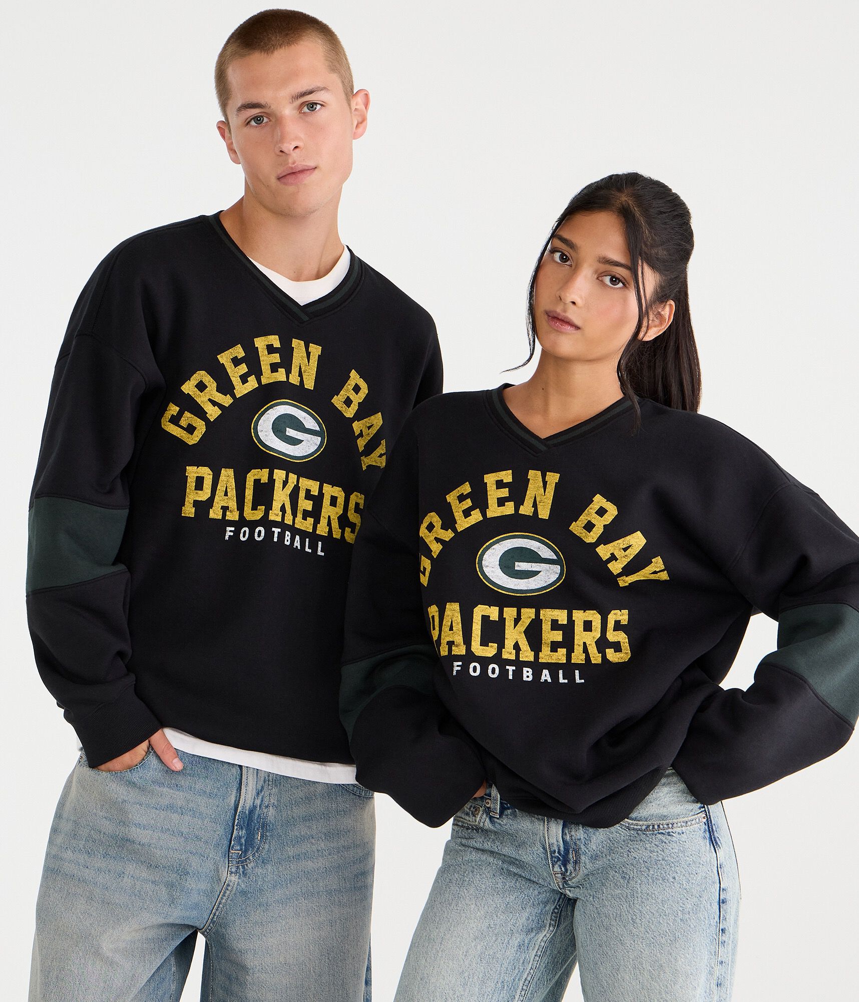 Green Bay Packers V-Neck Sweatshirt