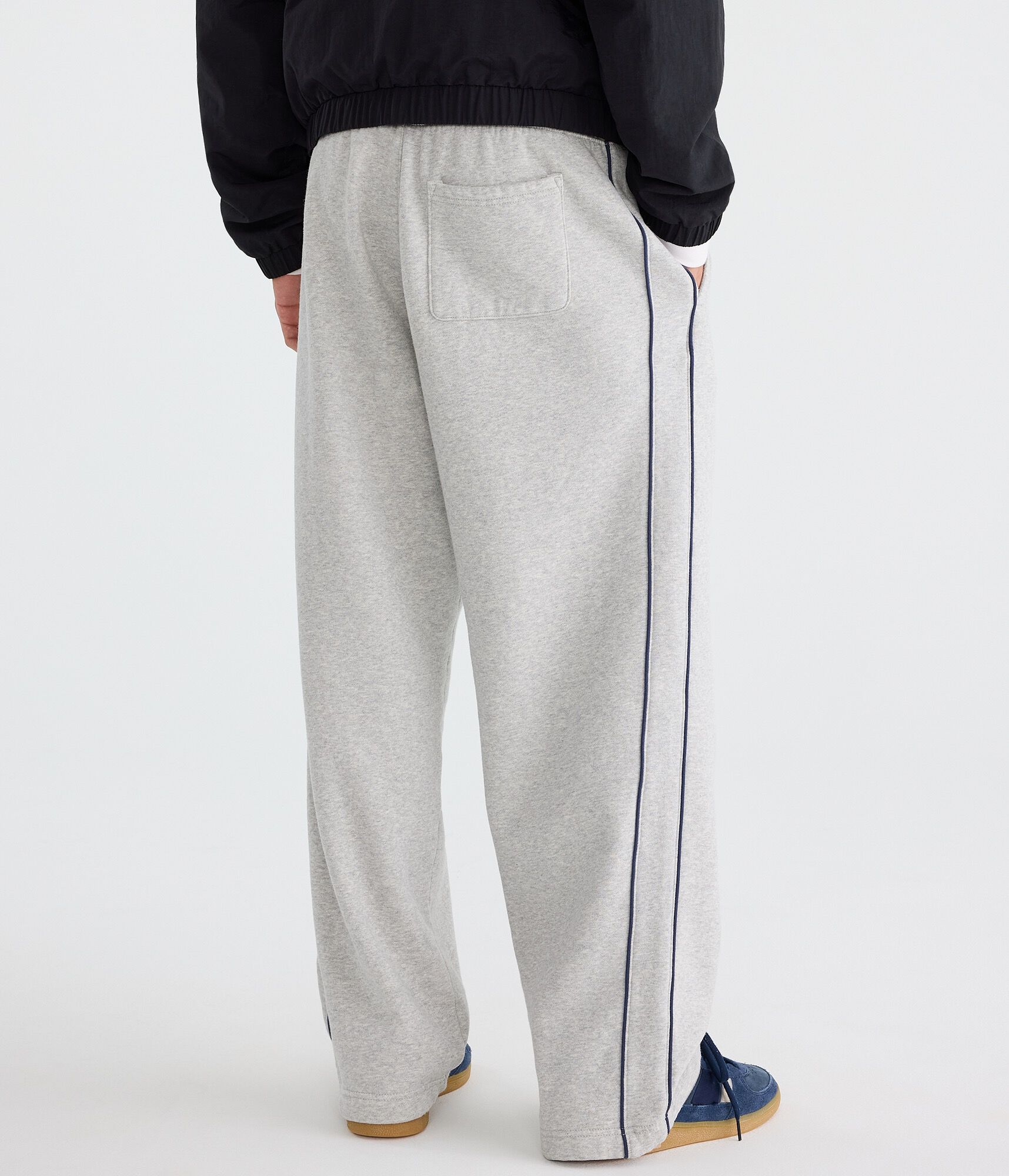 Cloud Soft Piped Stripe Super Baggy Sweatpants