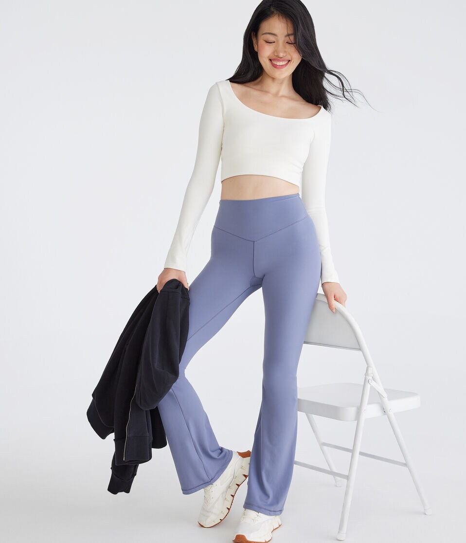Air Soft High-Rise V-Front Flare Leggings