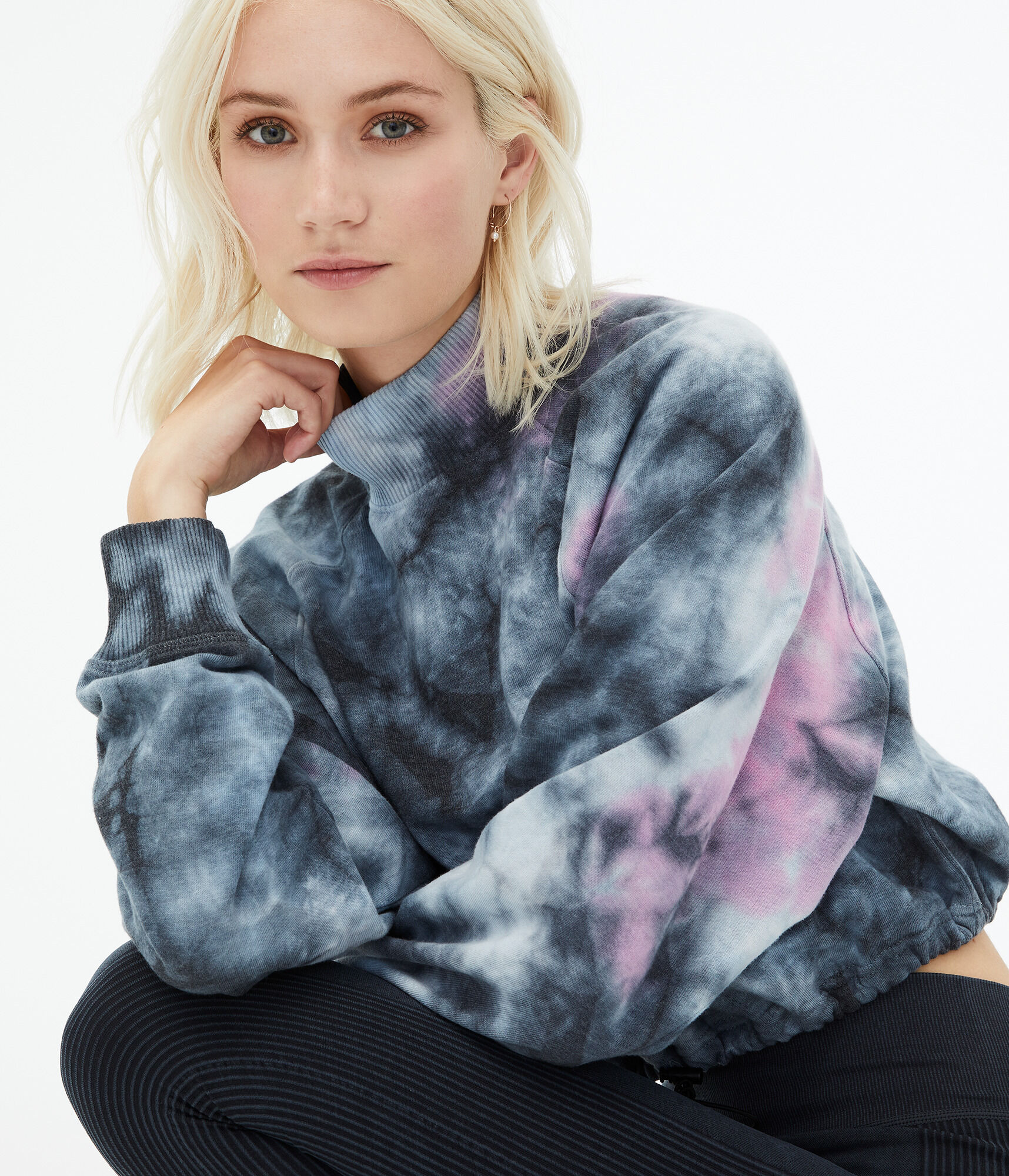 Tie-Dye Cinched Cropped Mock-Neck Sweatshirt