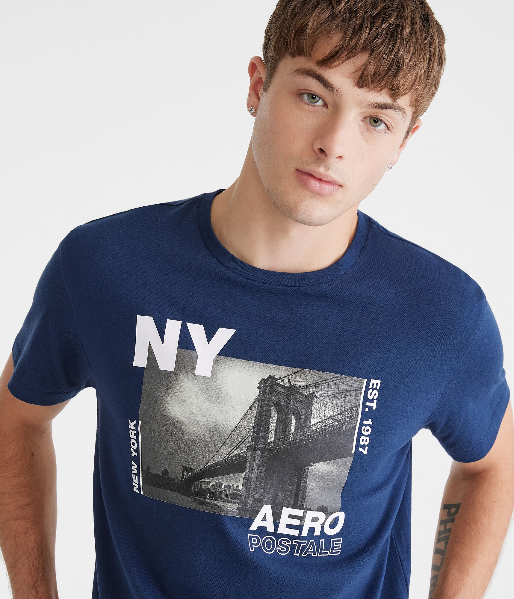 Aeropostale NY Brooklyn Bridge Graphic Tee