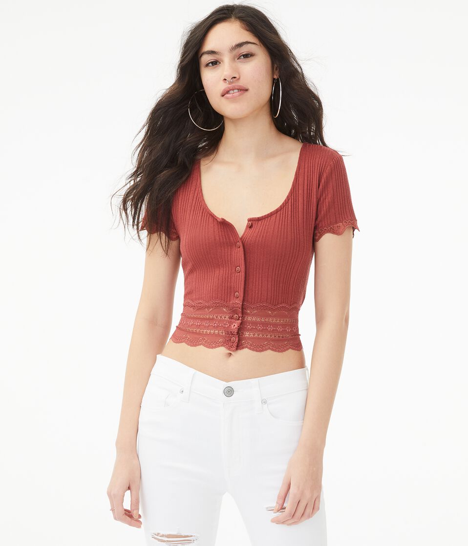 Lacy Buttoned Bodycon Crop Top