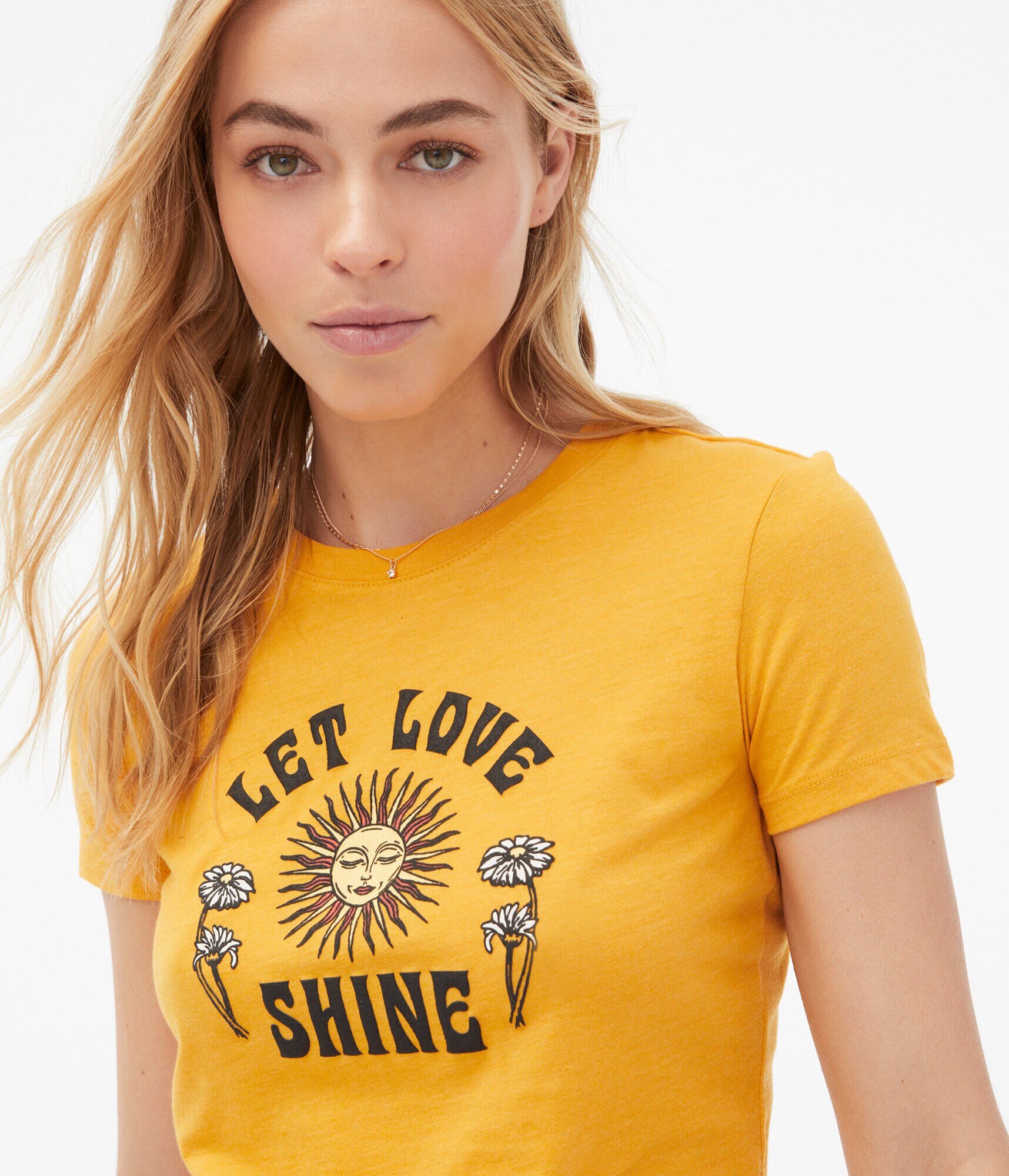 Let Love Shine Graphic Tee