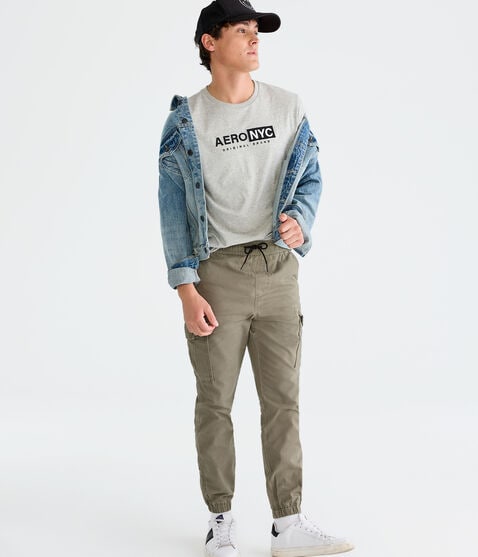 Aero NYC Box Logo Appliqué Graphic Tee Aero NYC Box Logo Appliqué Graphic Tee