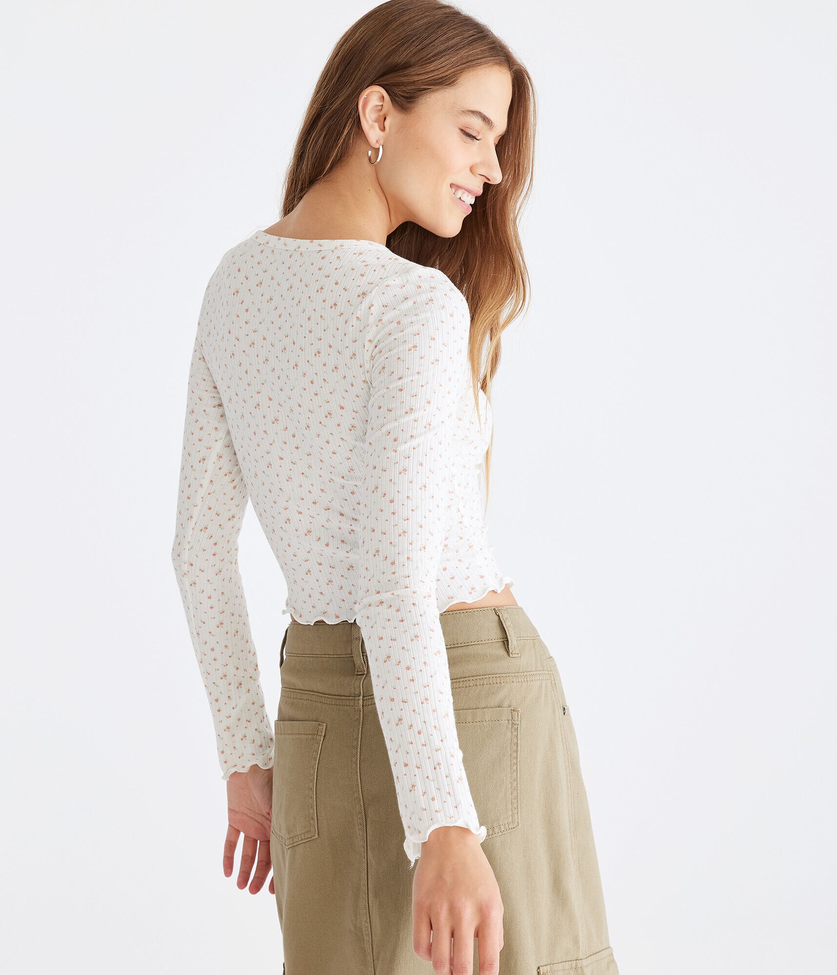 Long Sleeve Floral Cropped Shrunken Tee