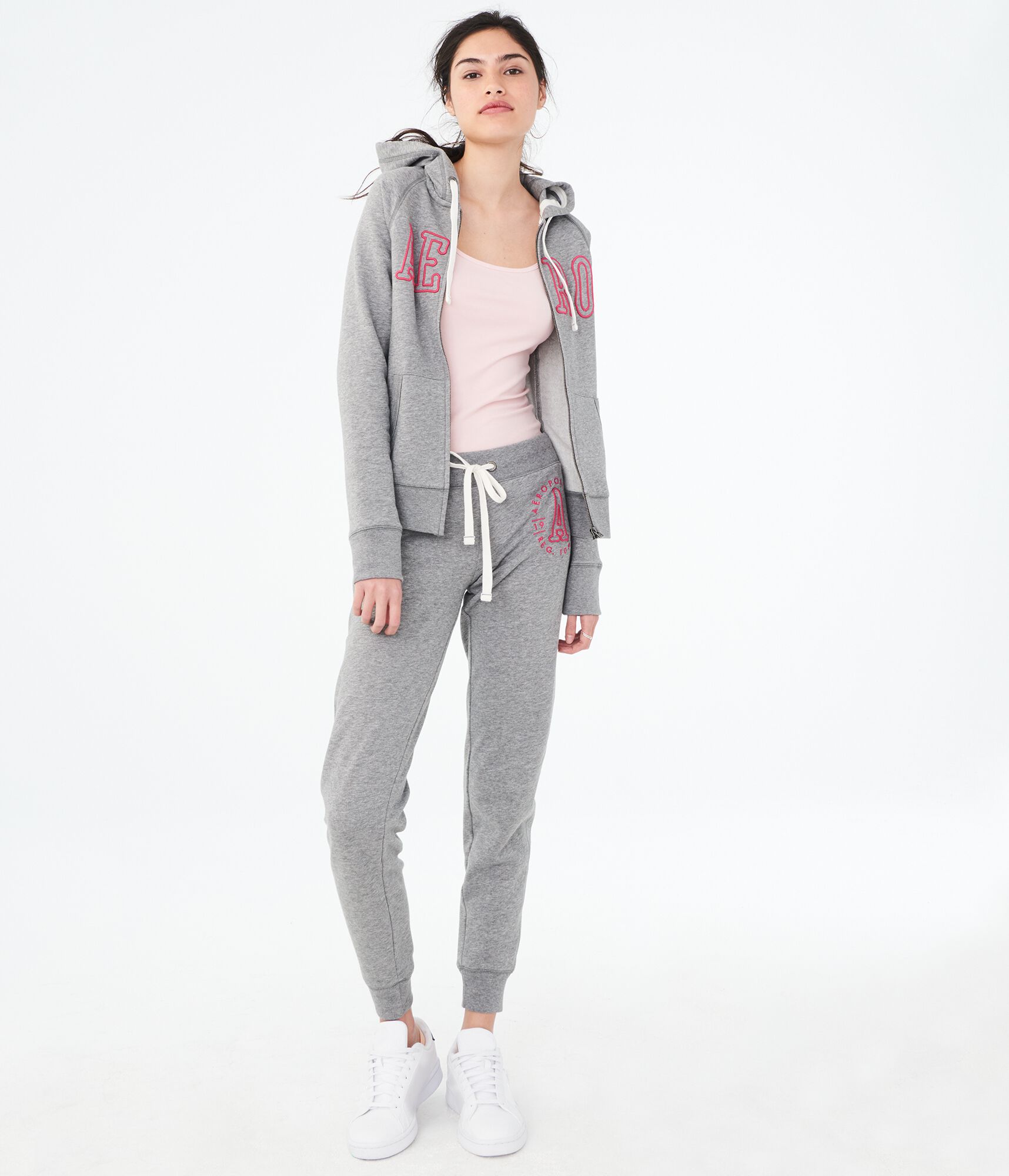 Aero Circle Logo Jogger Sweatpants