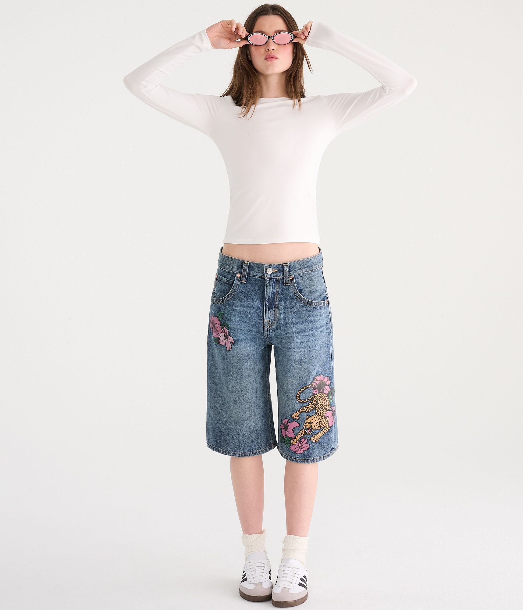 D&eacute;j&agrave; For Aero Low-Rise Denim Skater Shorts