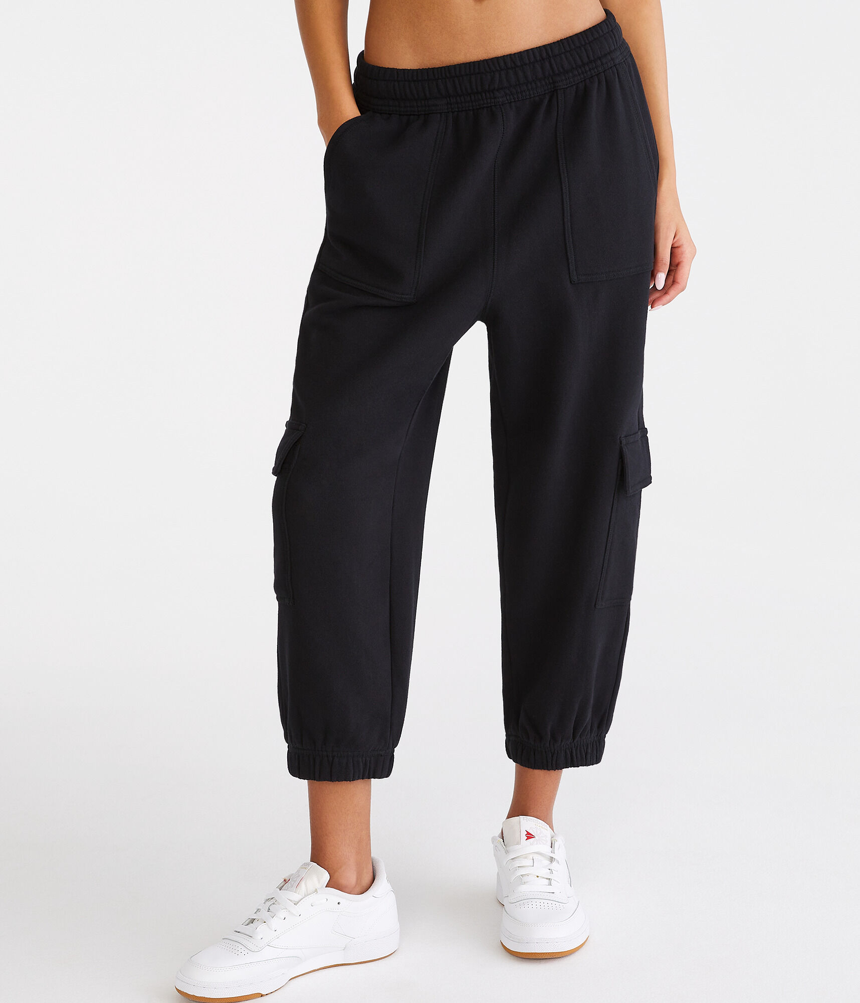 Solid Cropped Cargo Sweatpants
