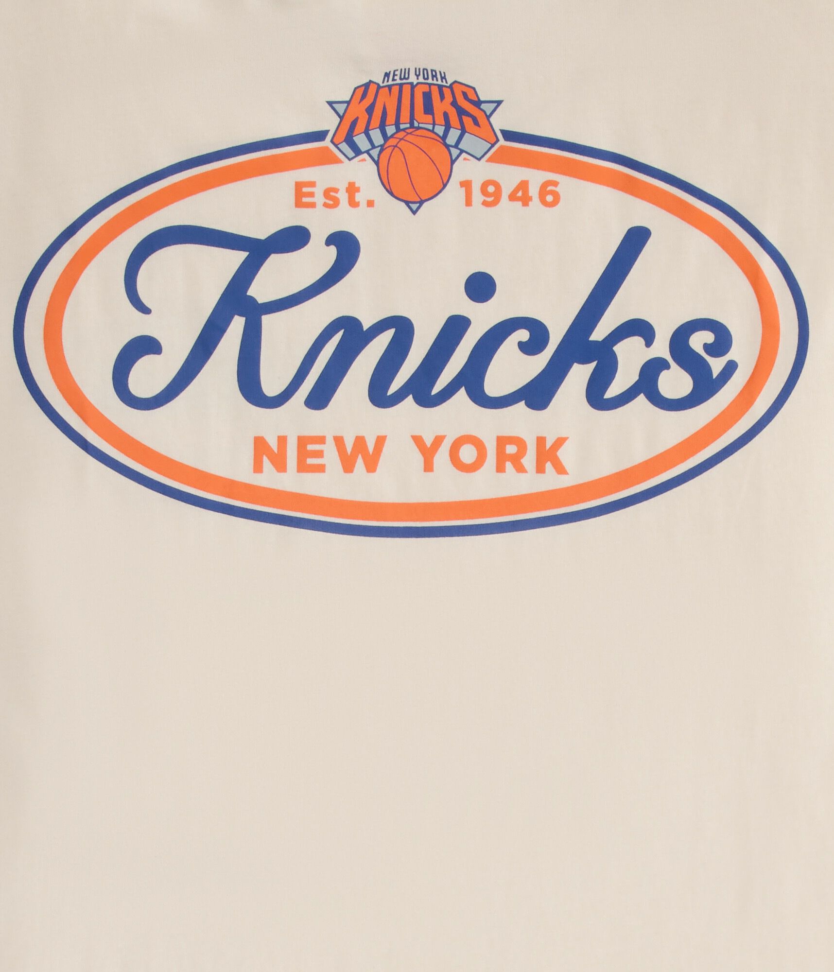 New York Knicks Oval Relaxed Graphic Tee