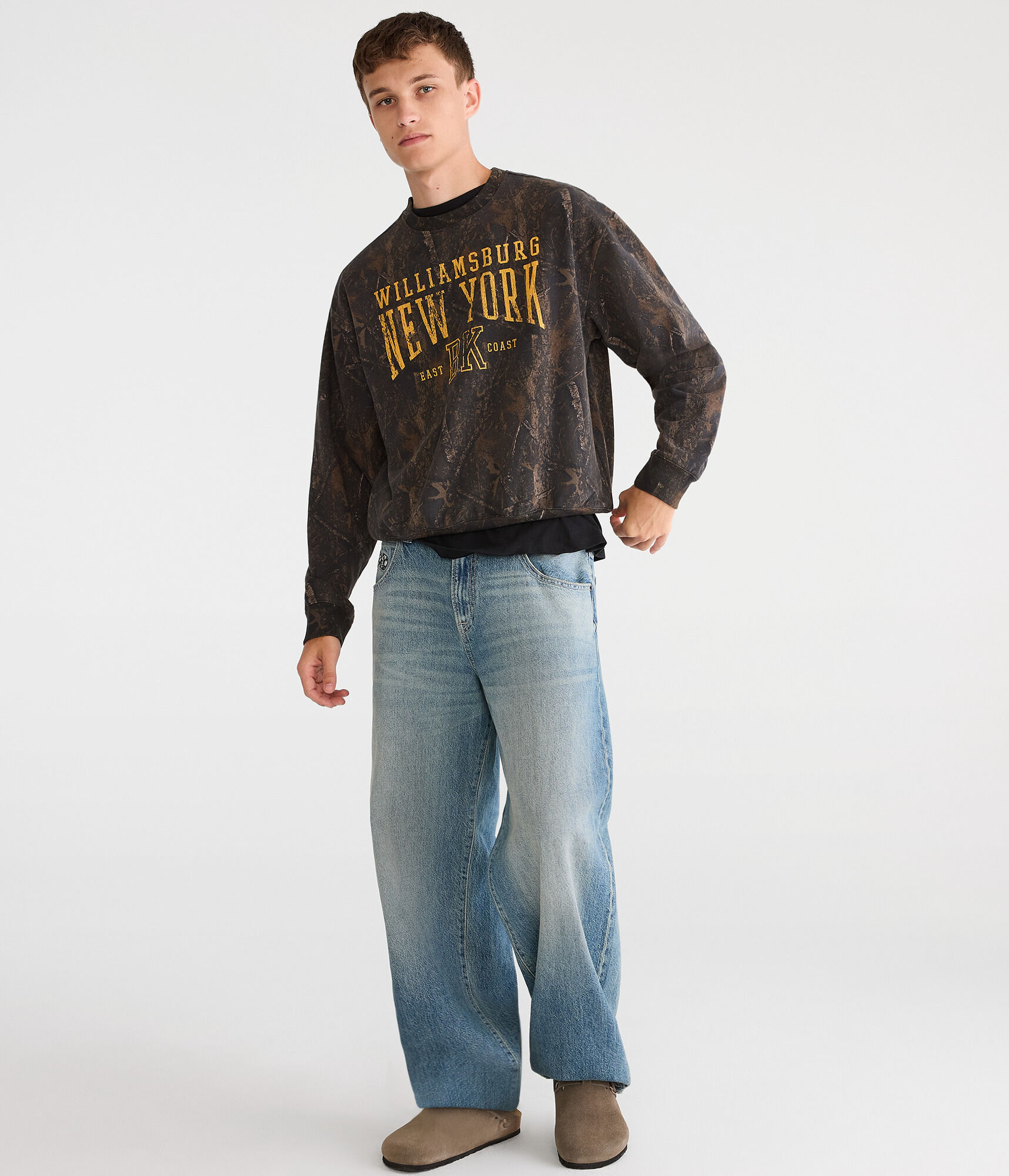 Williamsburg Camo Boxy Crew Sweatshirt