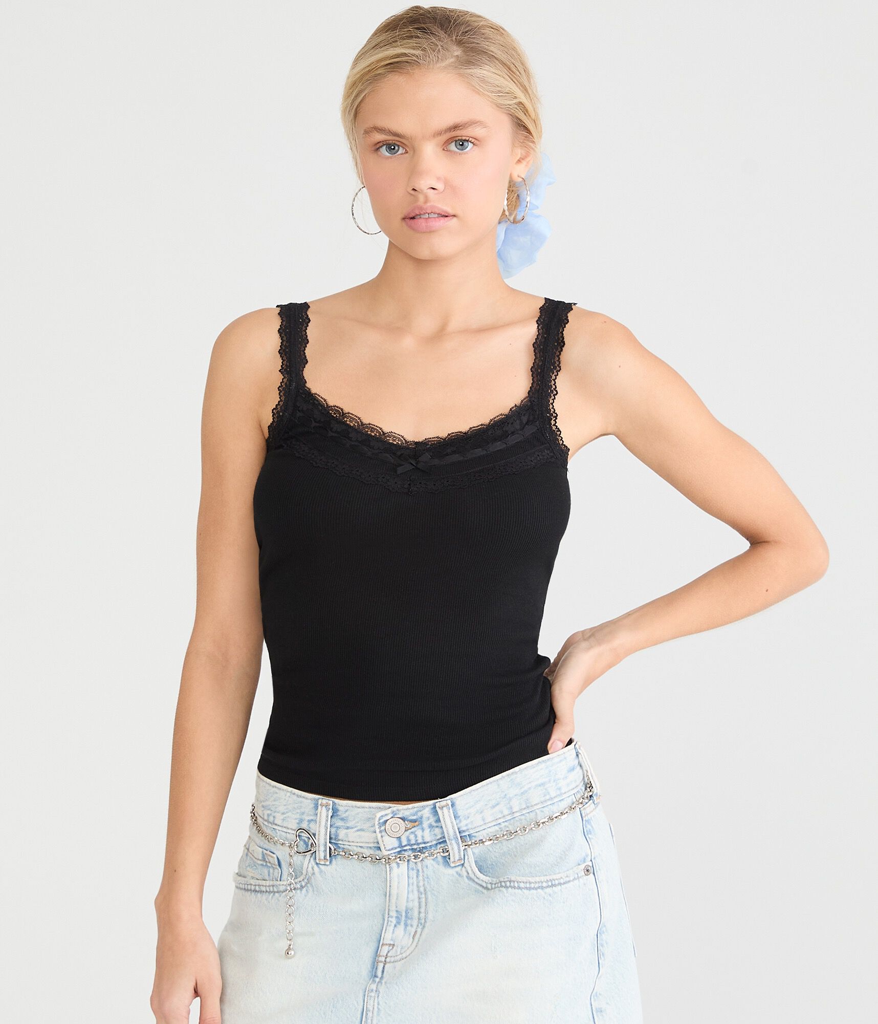 Ribbon &amp;amp; Lace Scoop-Neck Tank