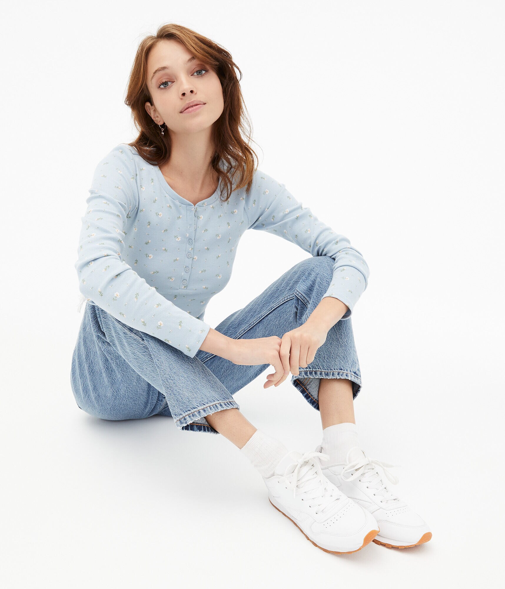 Long Sleeve Floral Cropped Henley Shrunken Tee