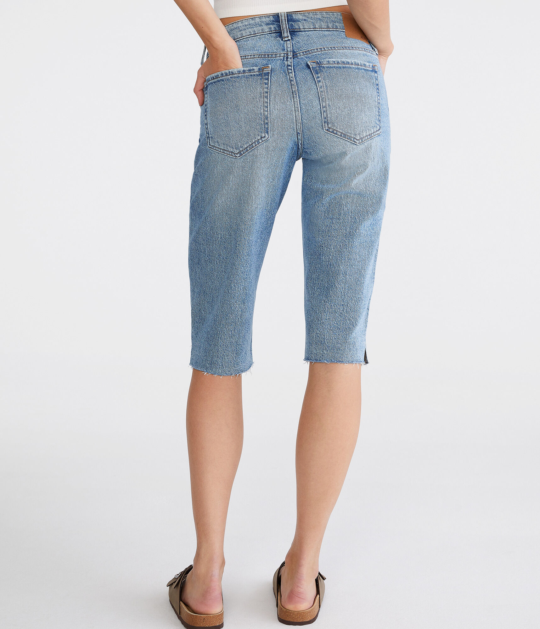 Mid-Rise Pedal Pusher Jean