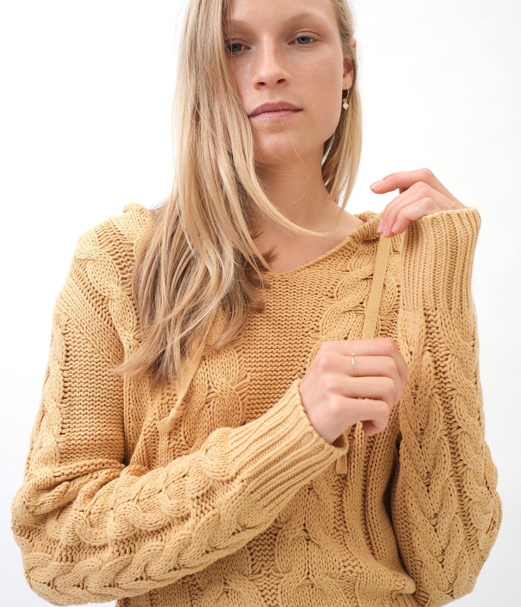 Cable Knit Hooded Sweater