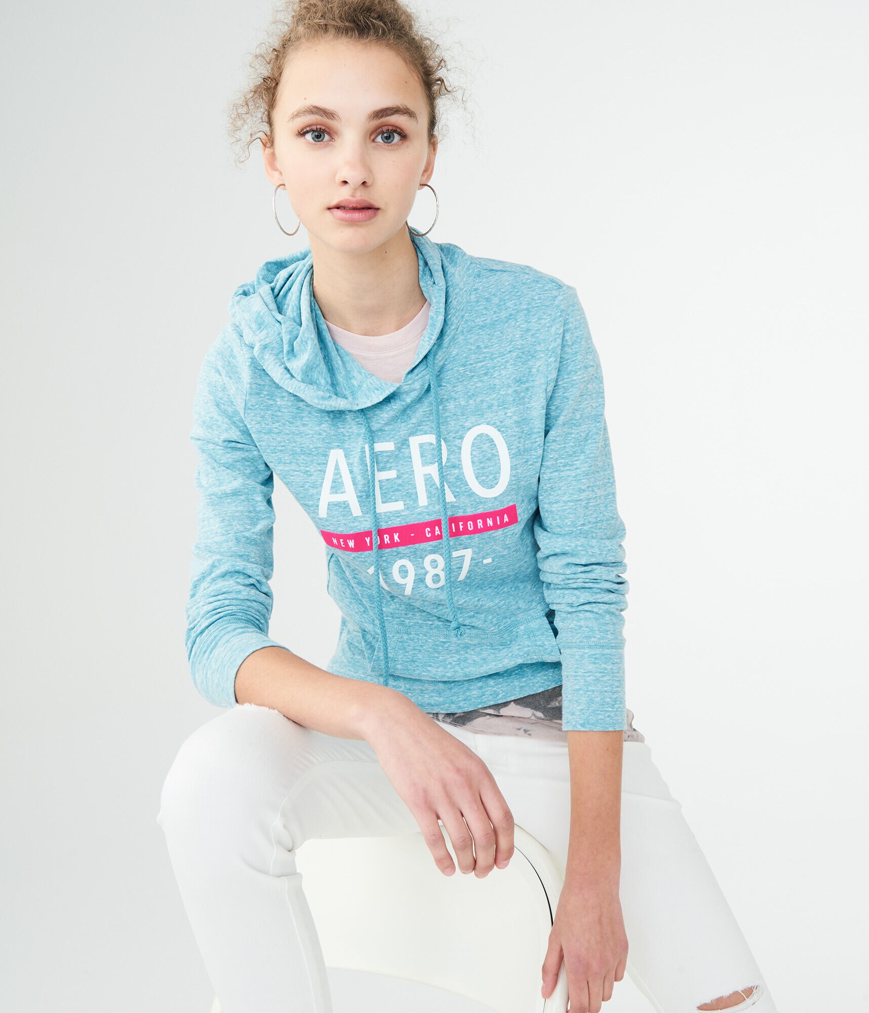 Aero 1987 Ultralight Pullover Hoodie