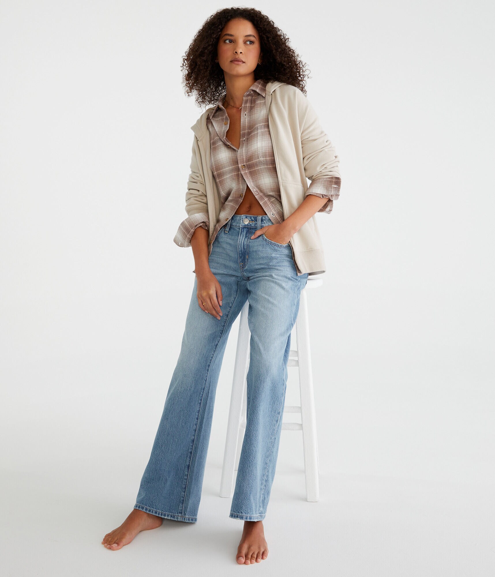 Low-Rise Baggy Flare Jean
