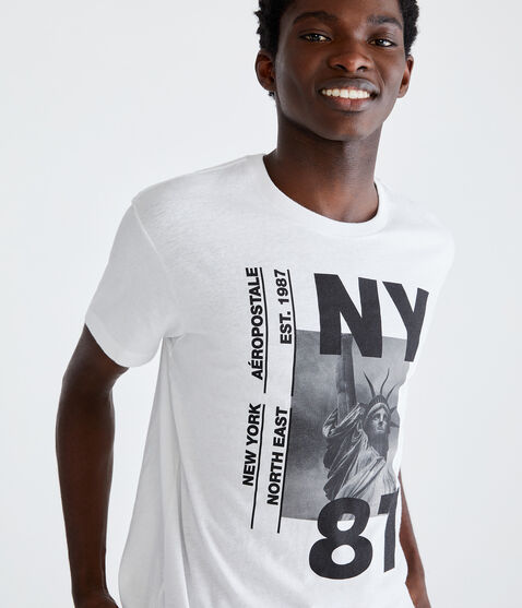 Statue of Liberty Graphic Tee Statue of Liberty Graphic Tee