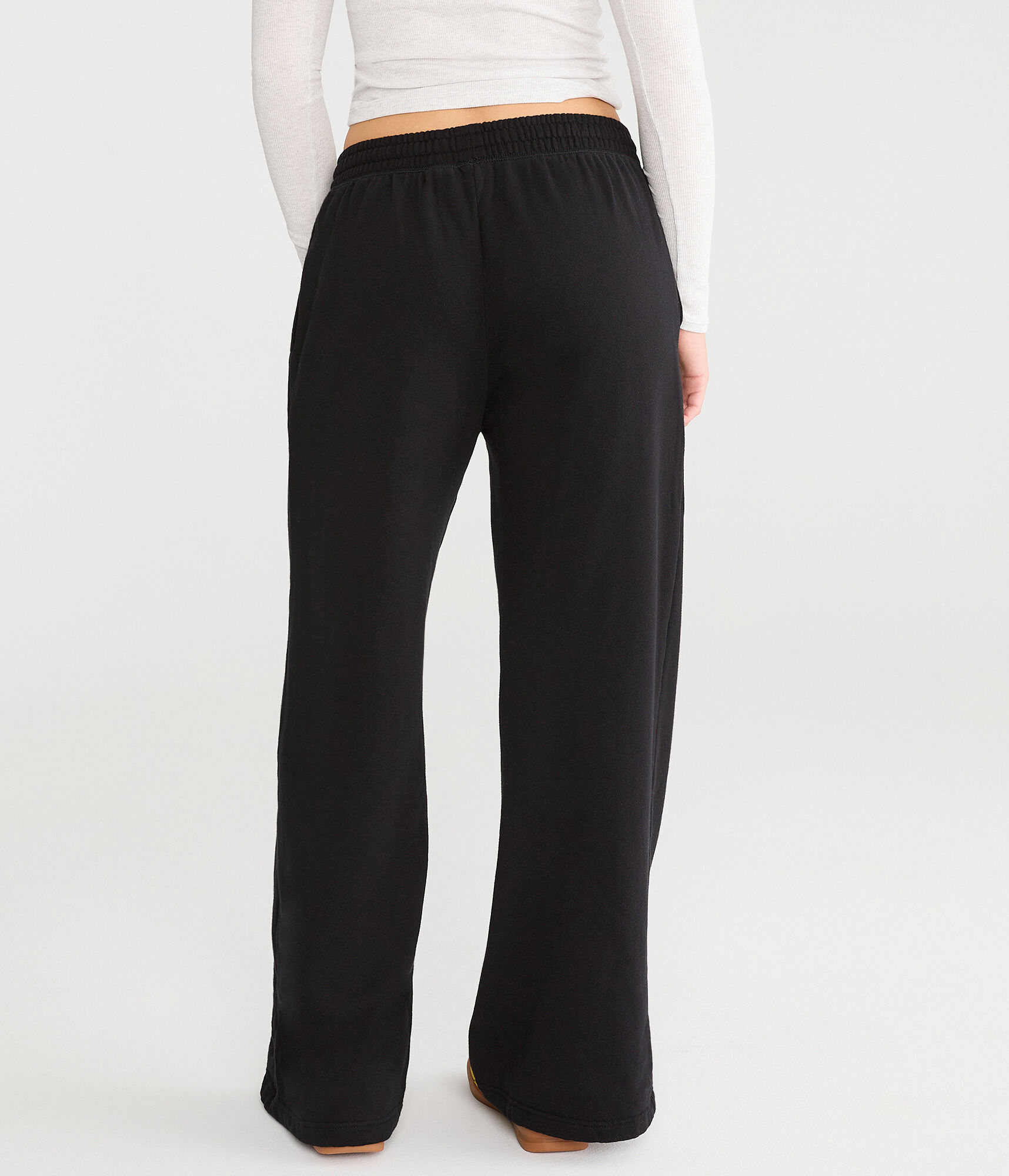 Mid-Rise Wide Leg Sweatpants
