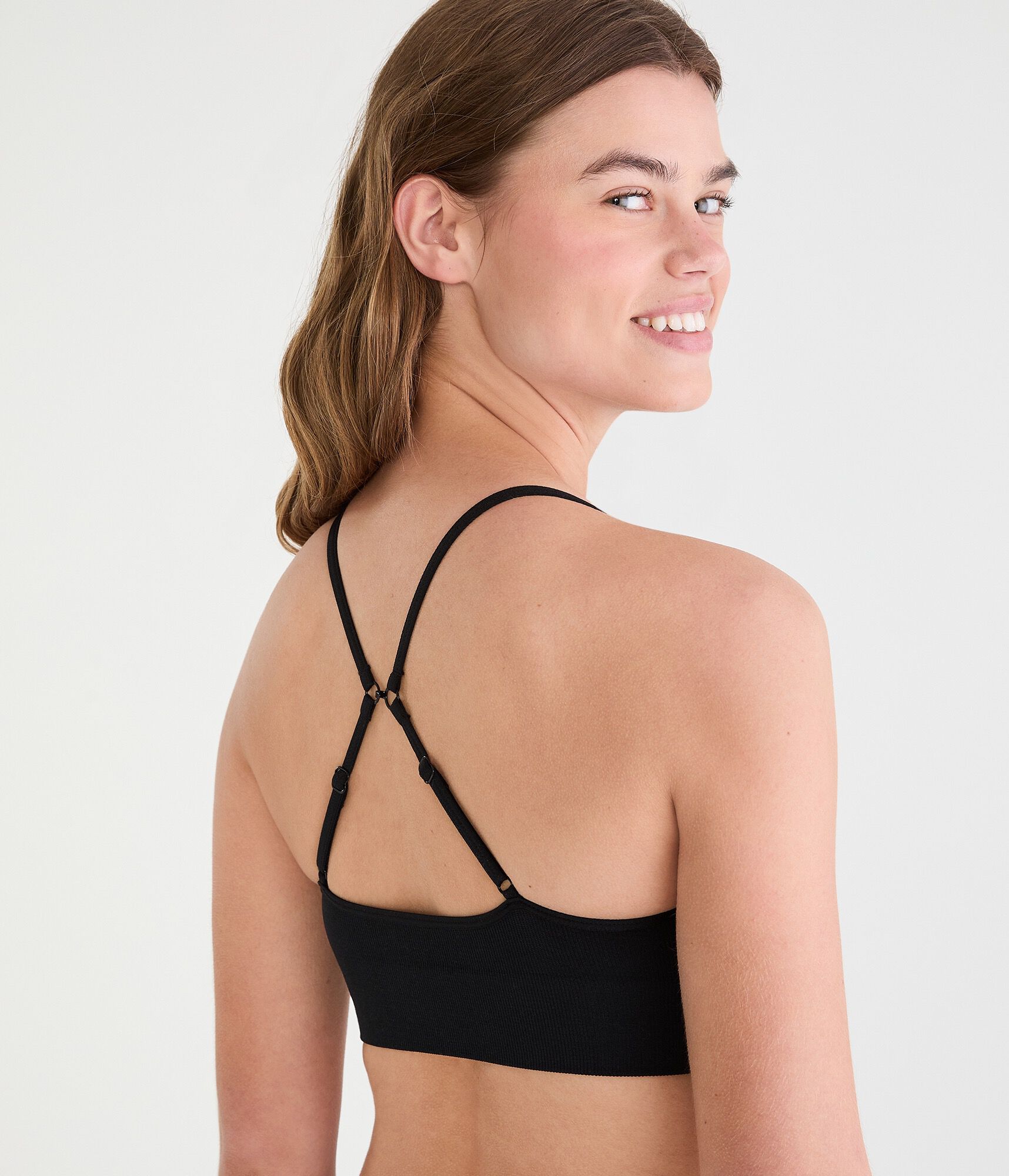 Seamless Convertible Plunge Bralette
