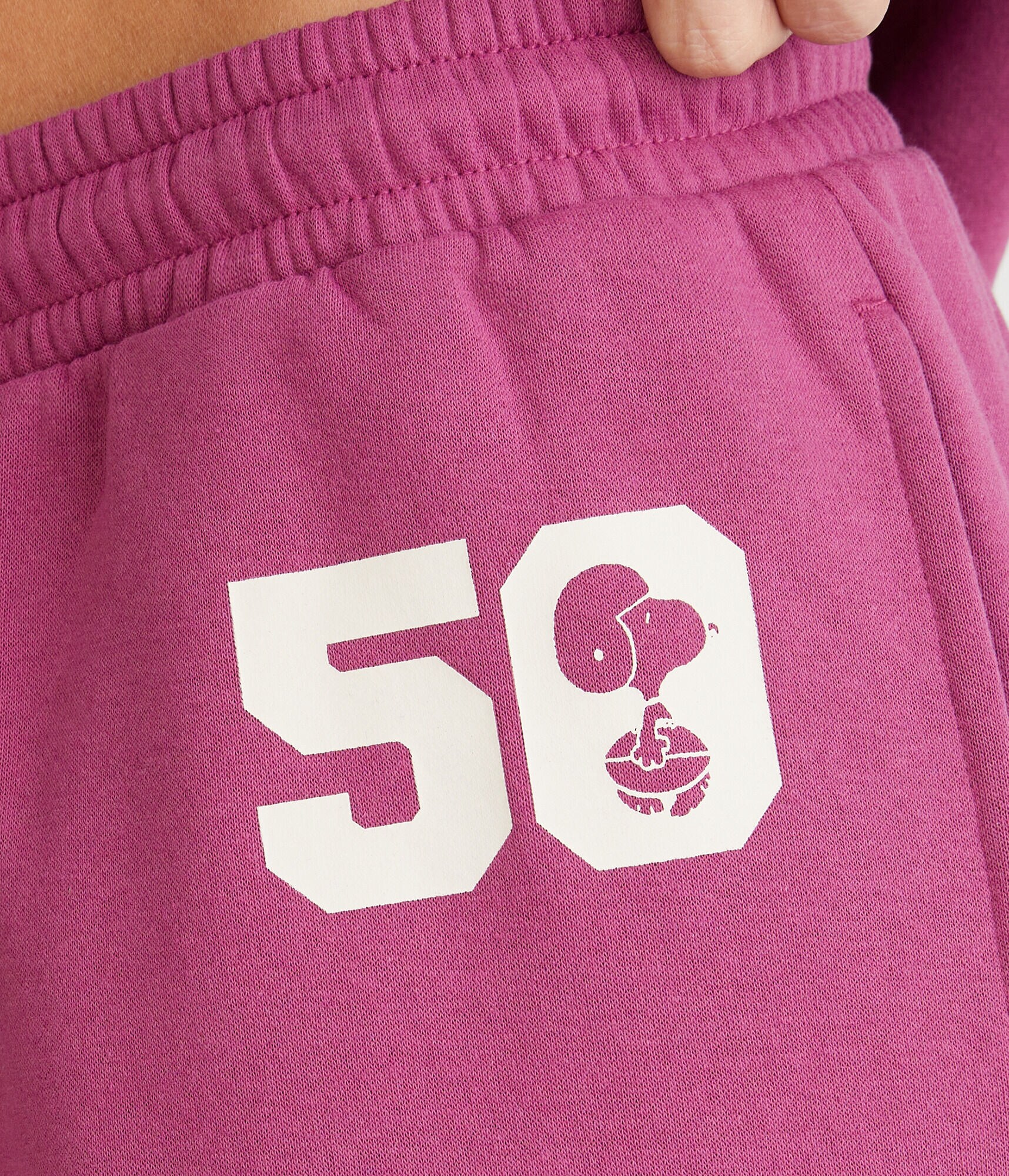 Peanuts® | Aéropostale Snoopy 50 Straight Leg Sweatpants