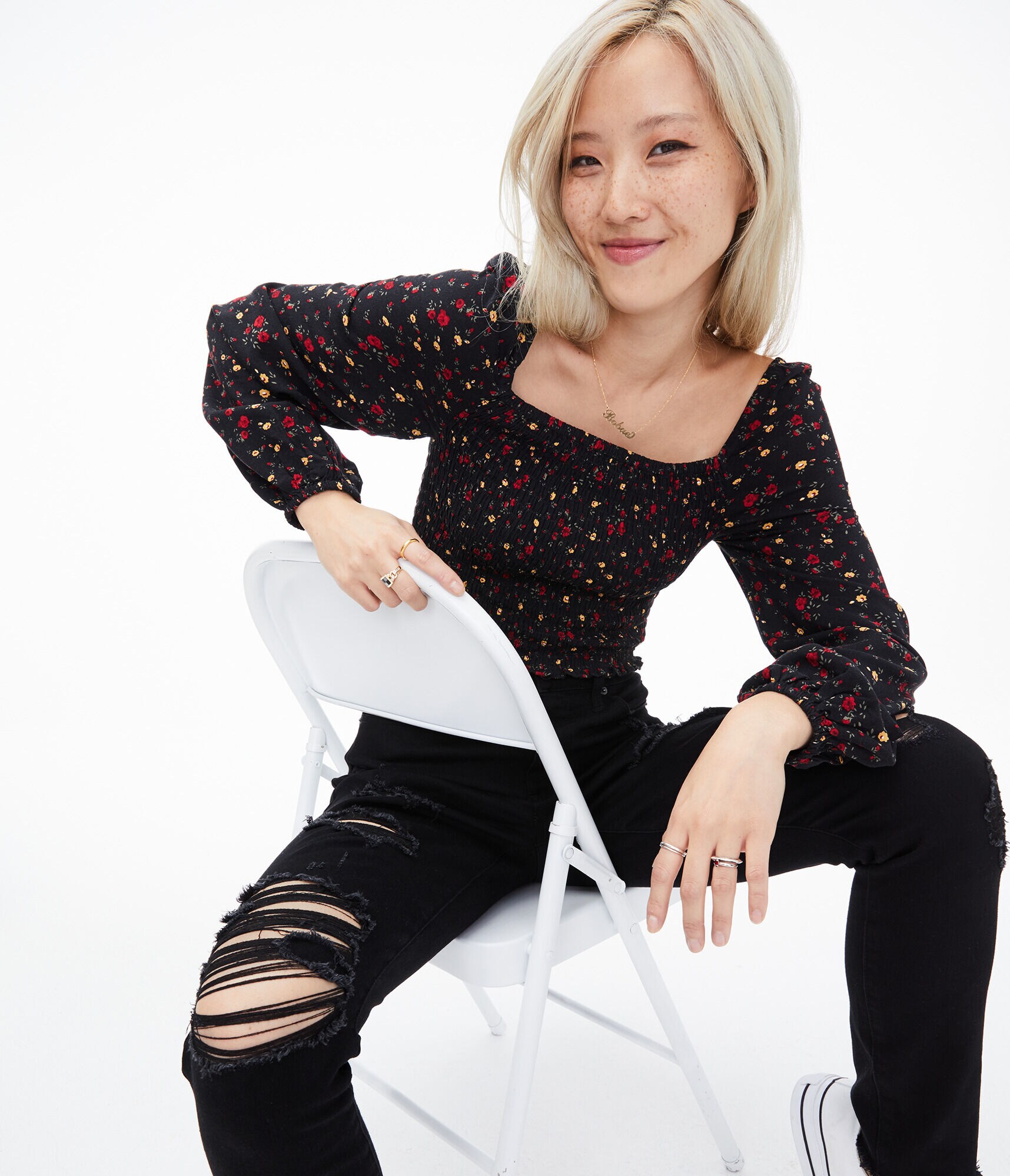 Long Sleeve Floral Cropped Top