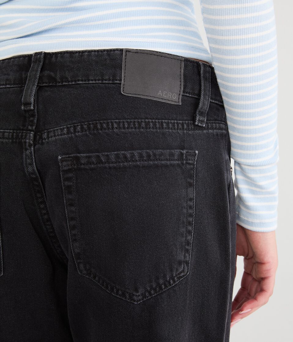 Low-Rise Baggy Jean