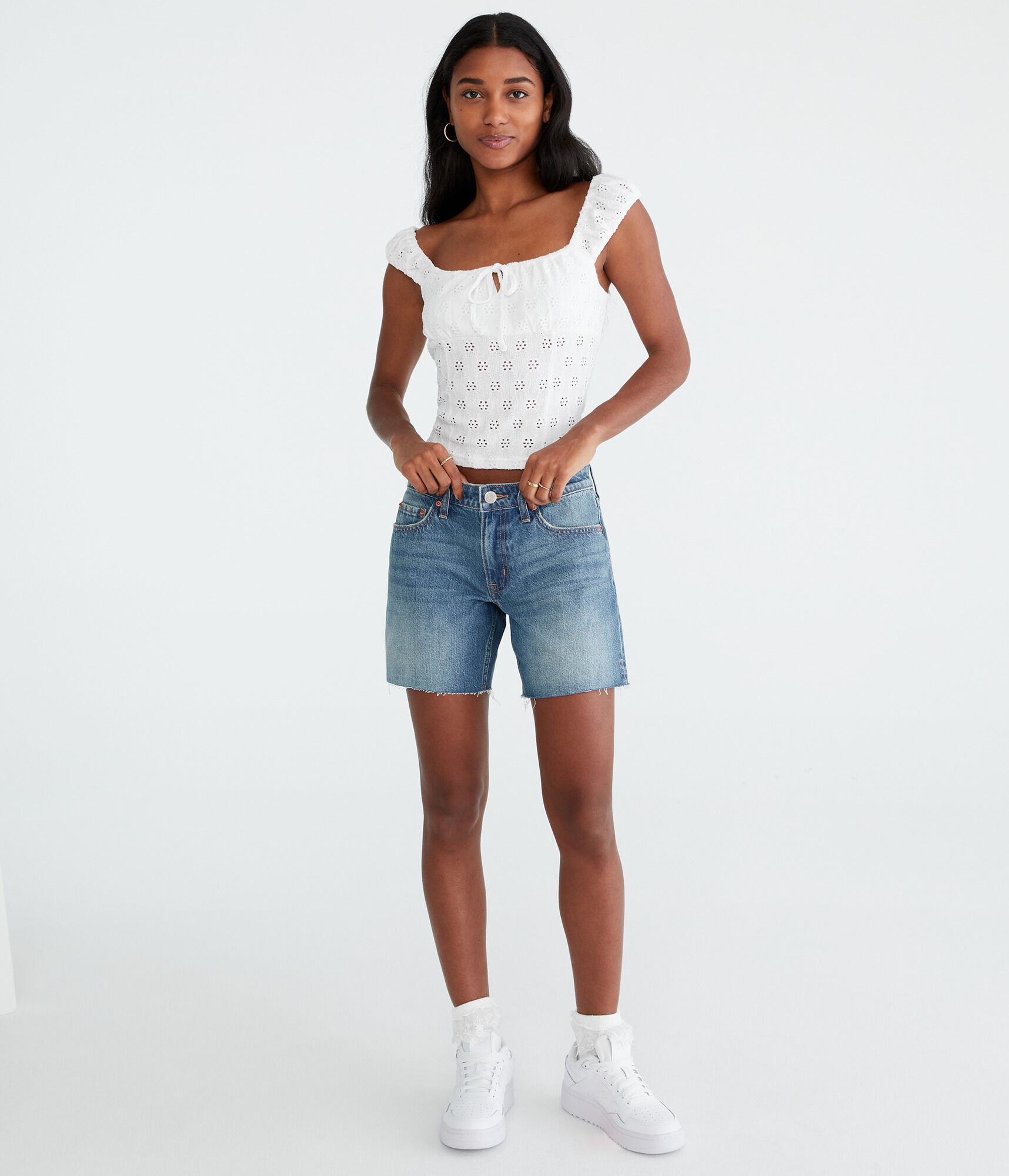 Low-Rise Baggy Denim Shorts 6"