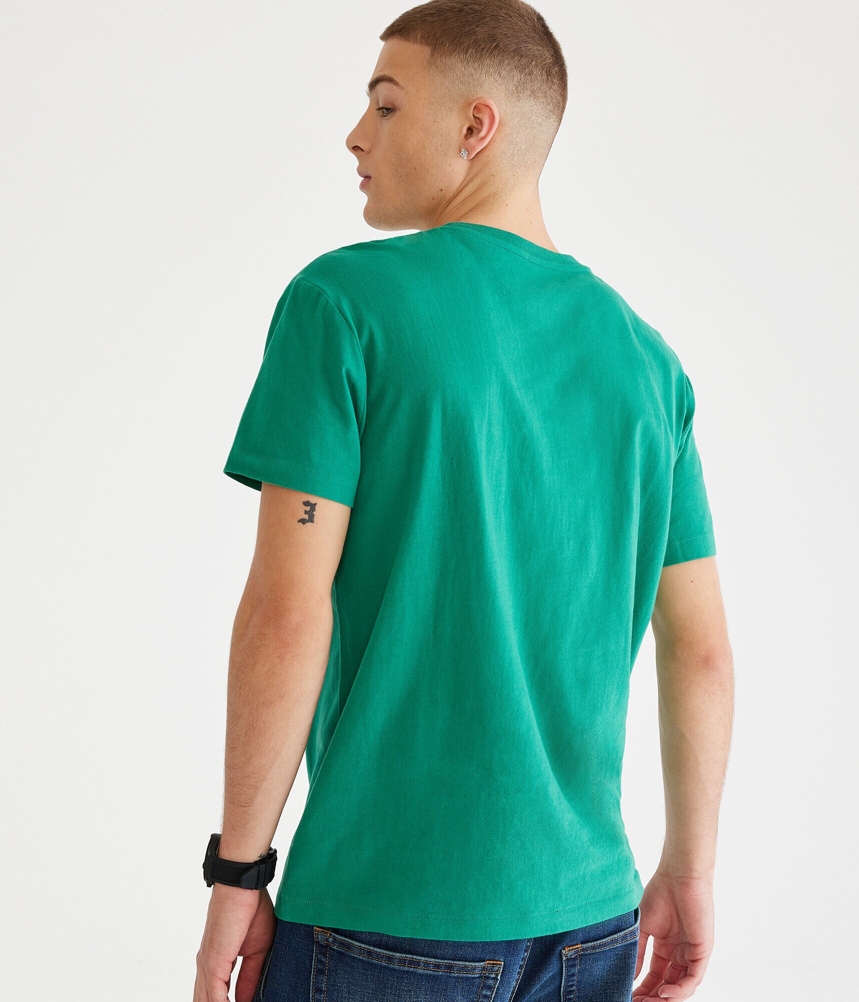 Aeropostale NYC Appliqu&eacute; Graphic Tee