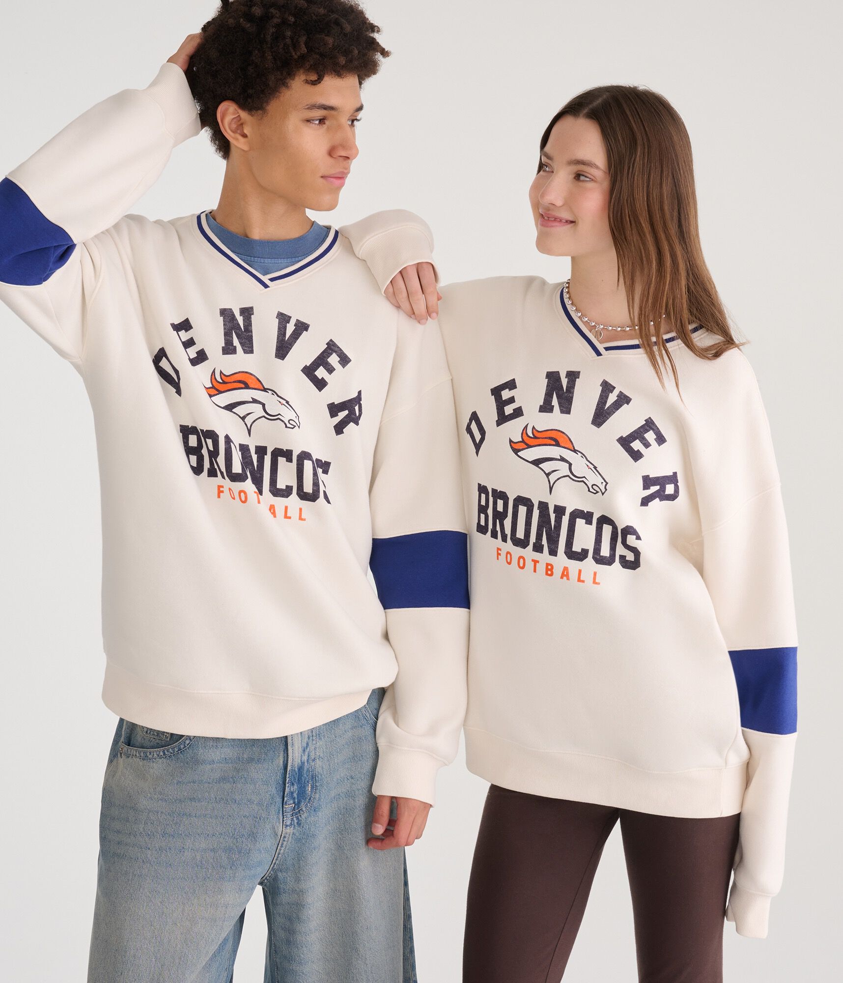 Denver Broncos V-Neck Sweatshirt