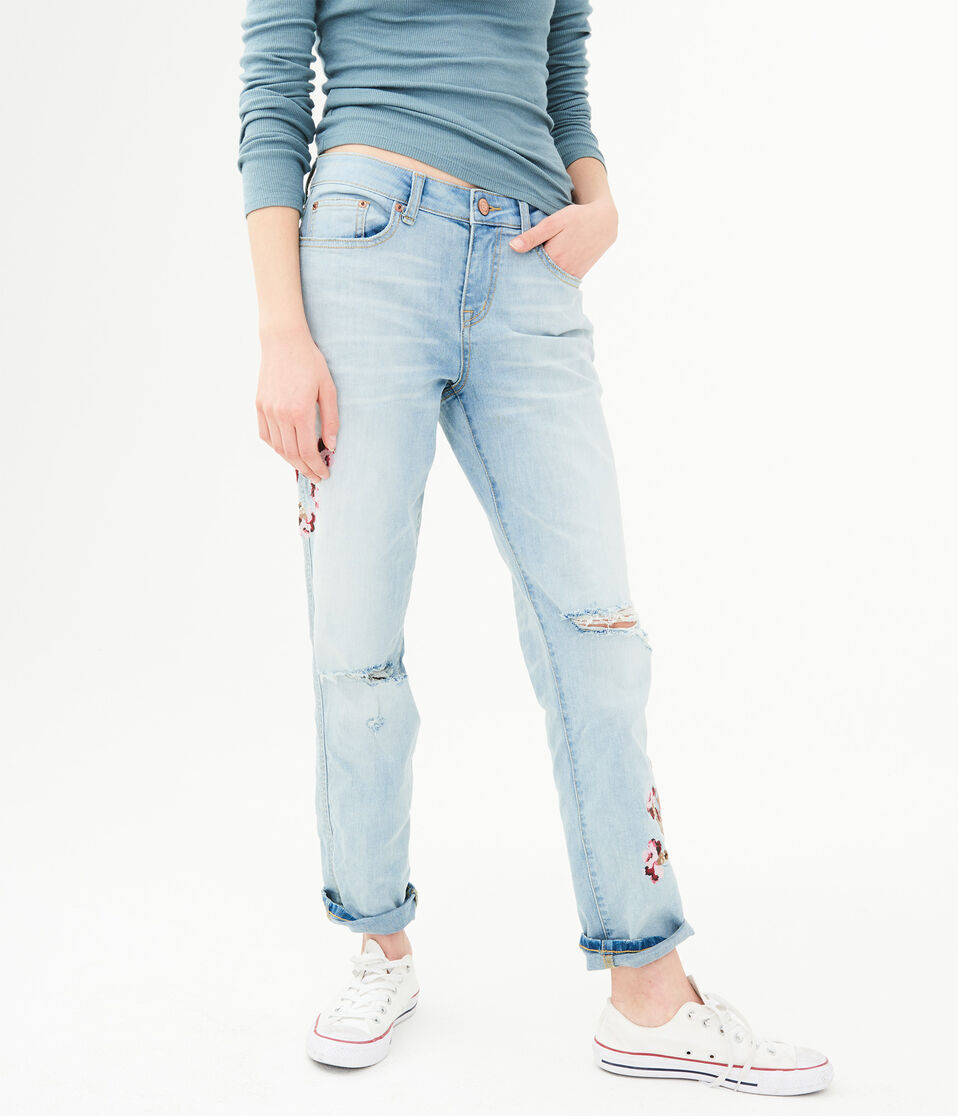 Low-Rise Boyfriend Jean