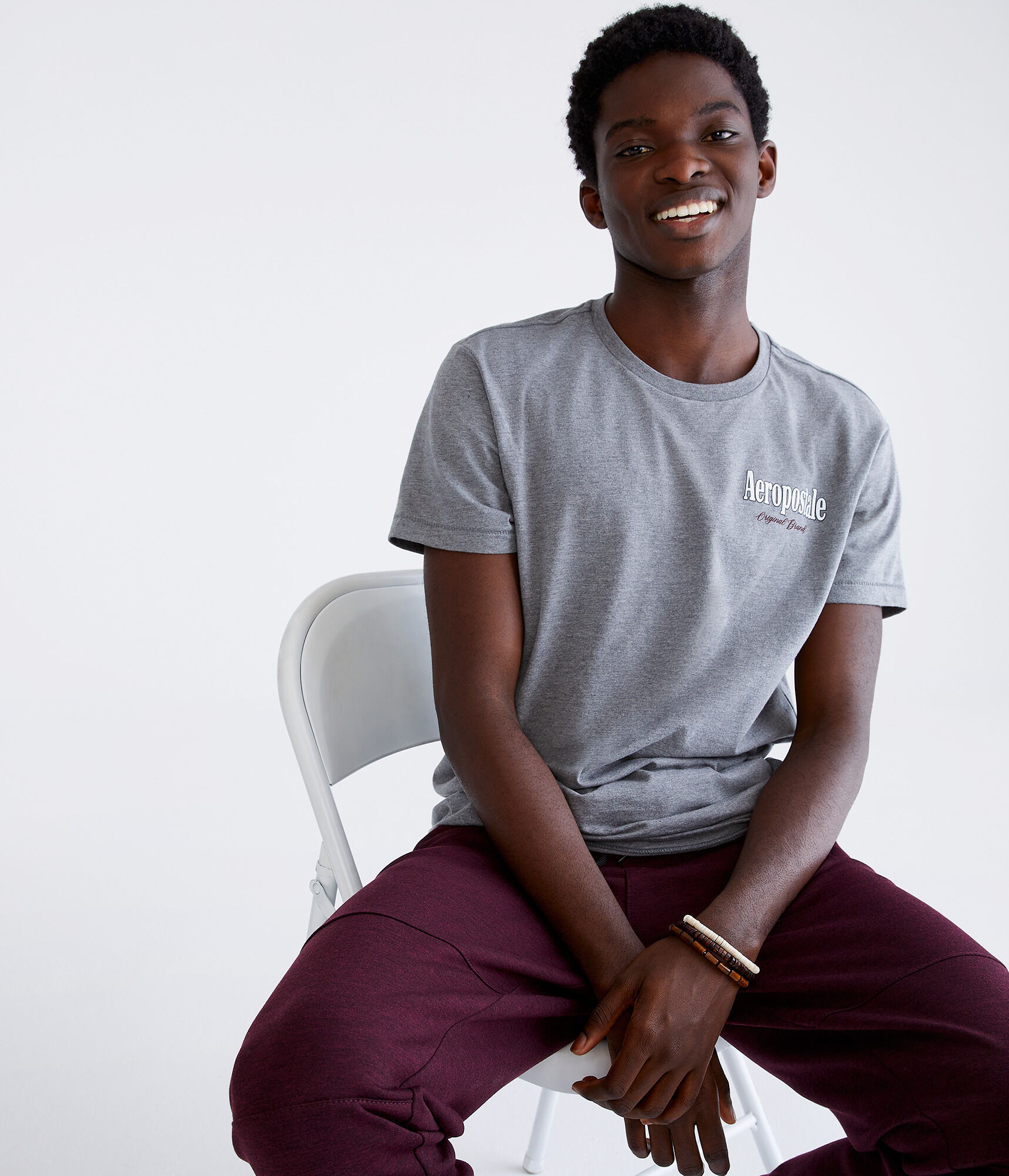 Aeropostale 87 Crest Graphic Tee