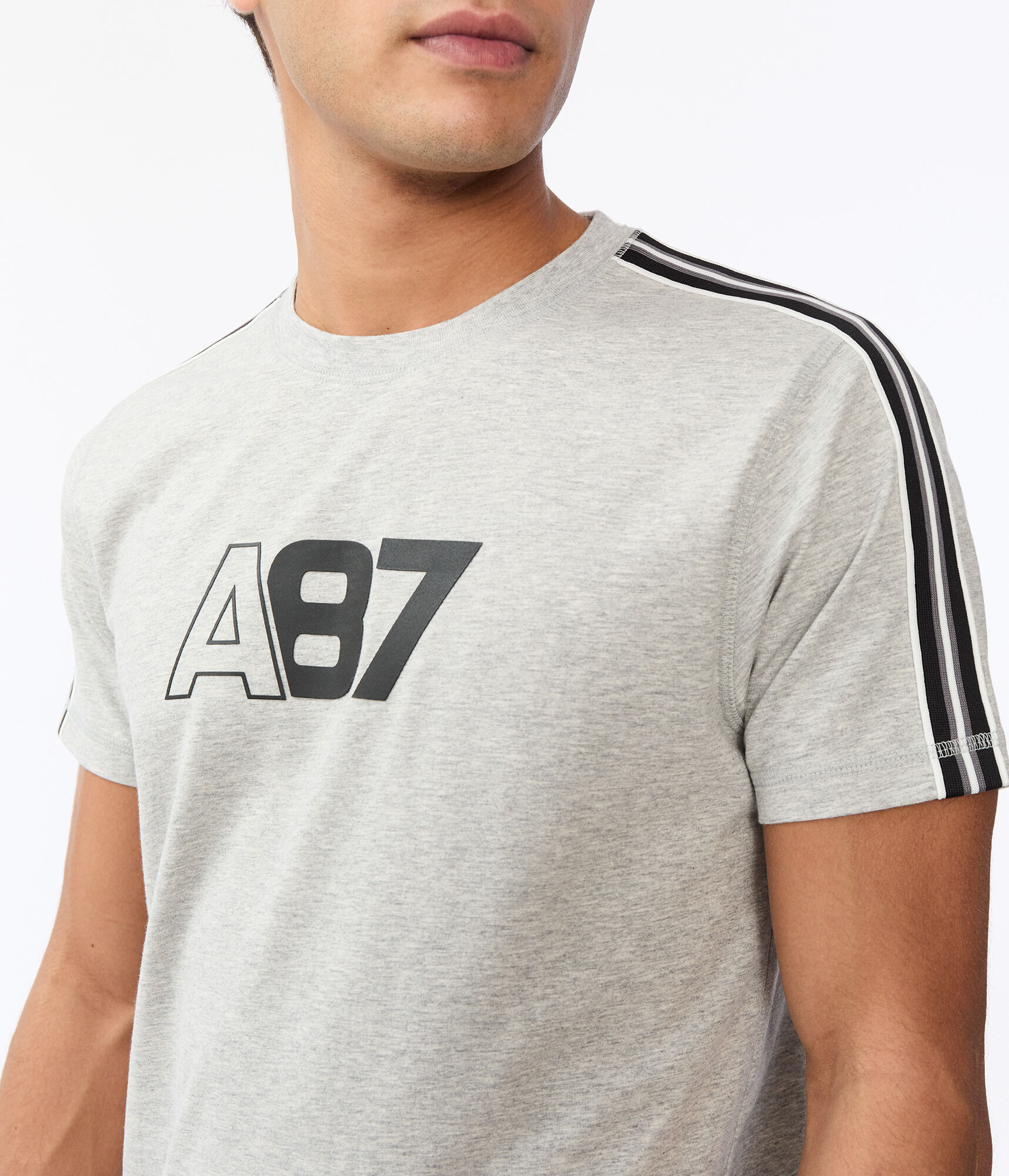 A87 Sleeve Tape Stretch Graphic Tee