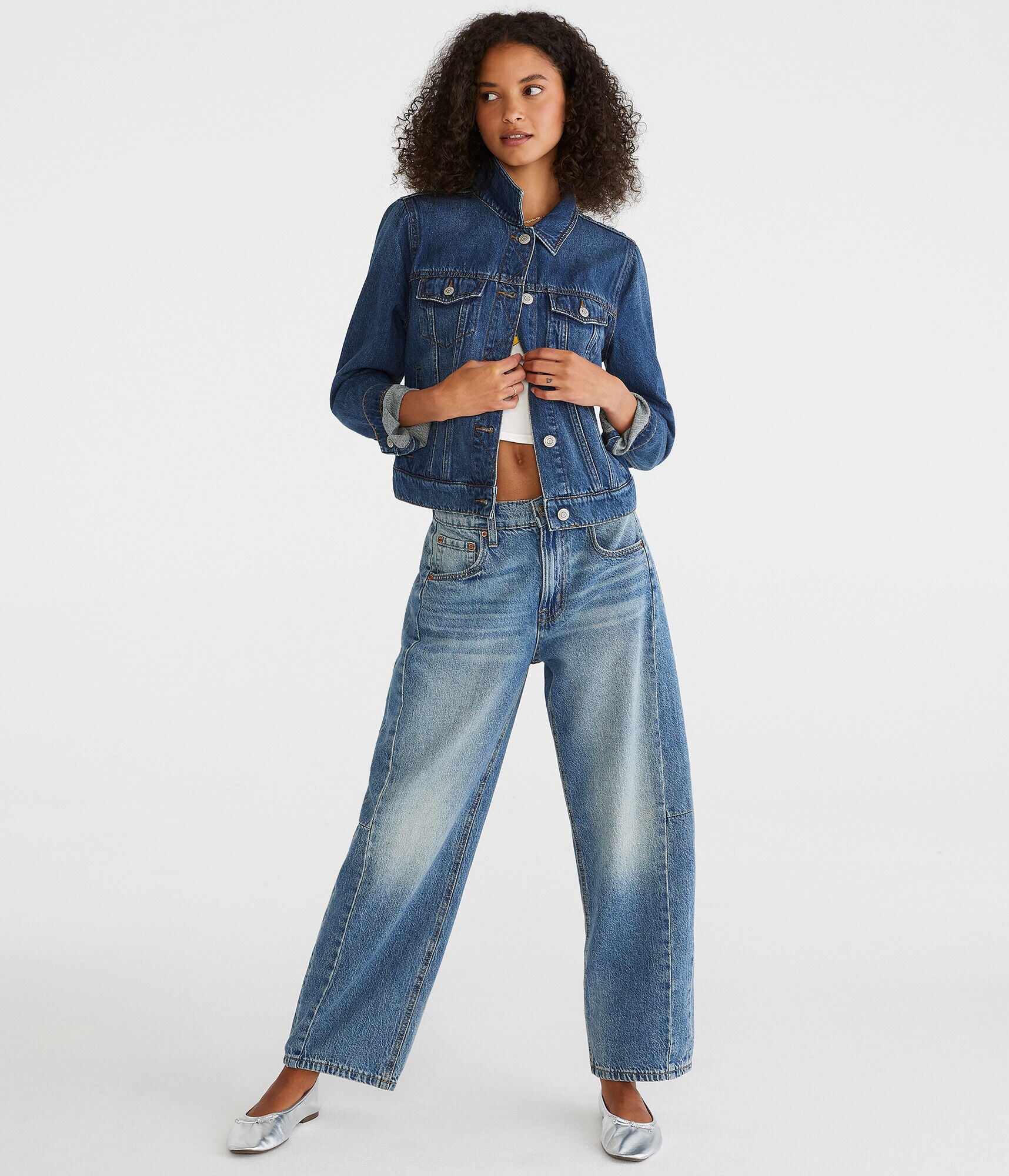 Mid-Rise Barrel Leg Jean
