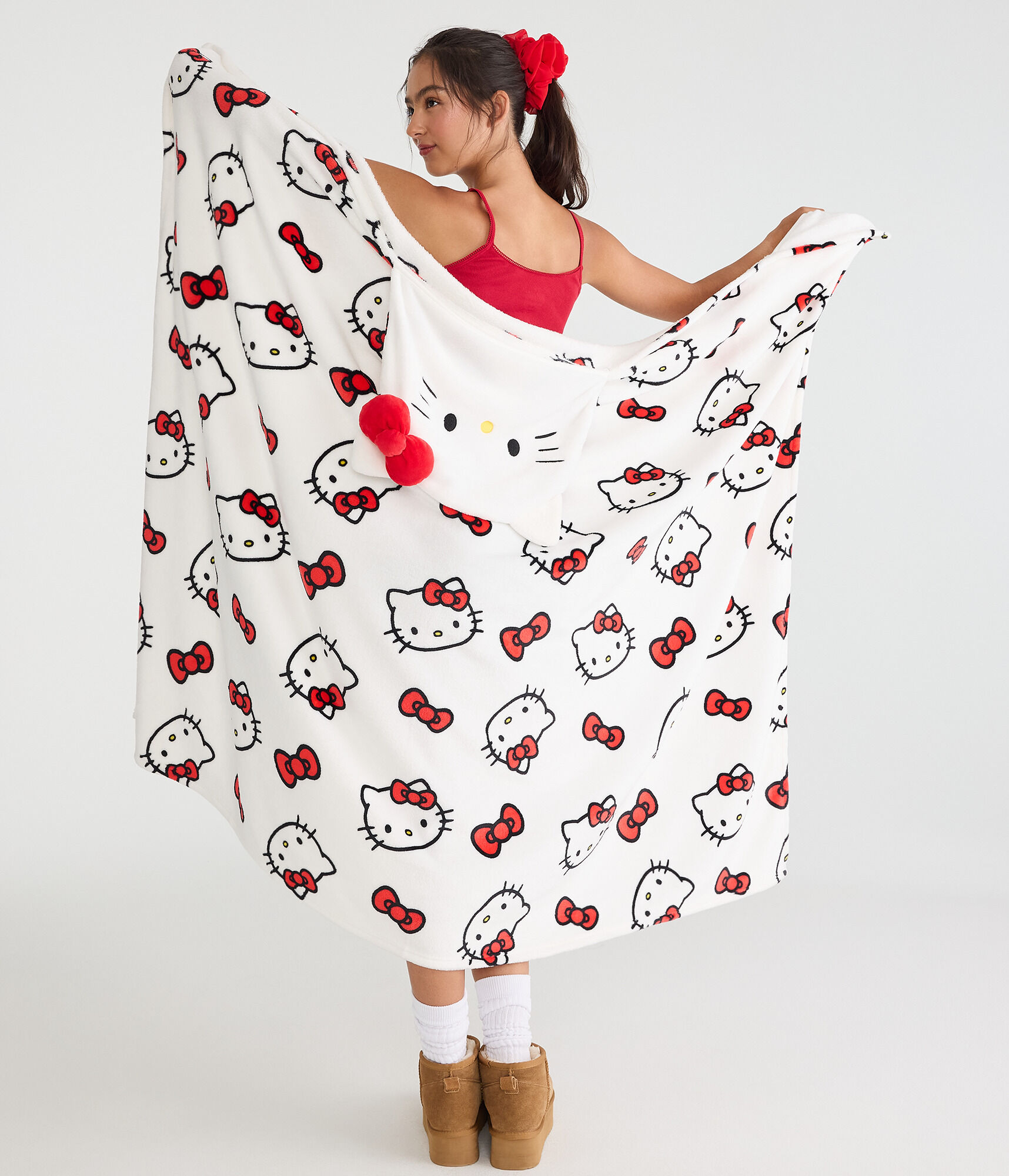 Hello Kitty | Aero Hooded Blanket