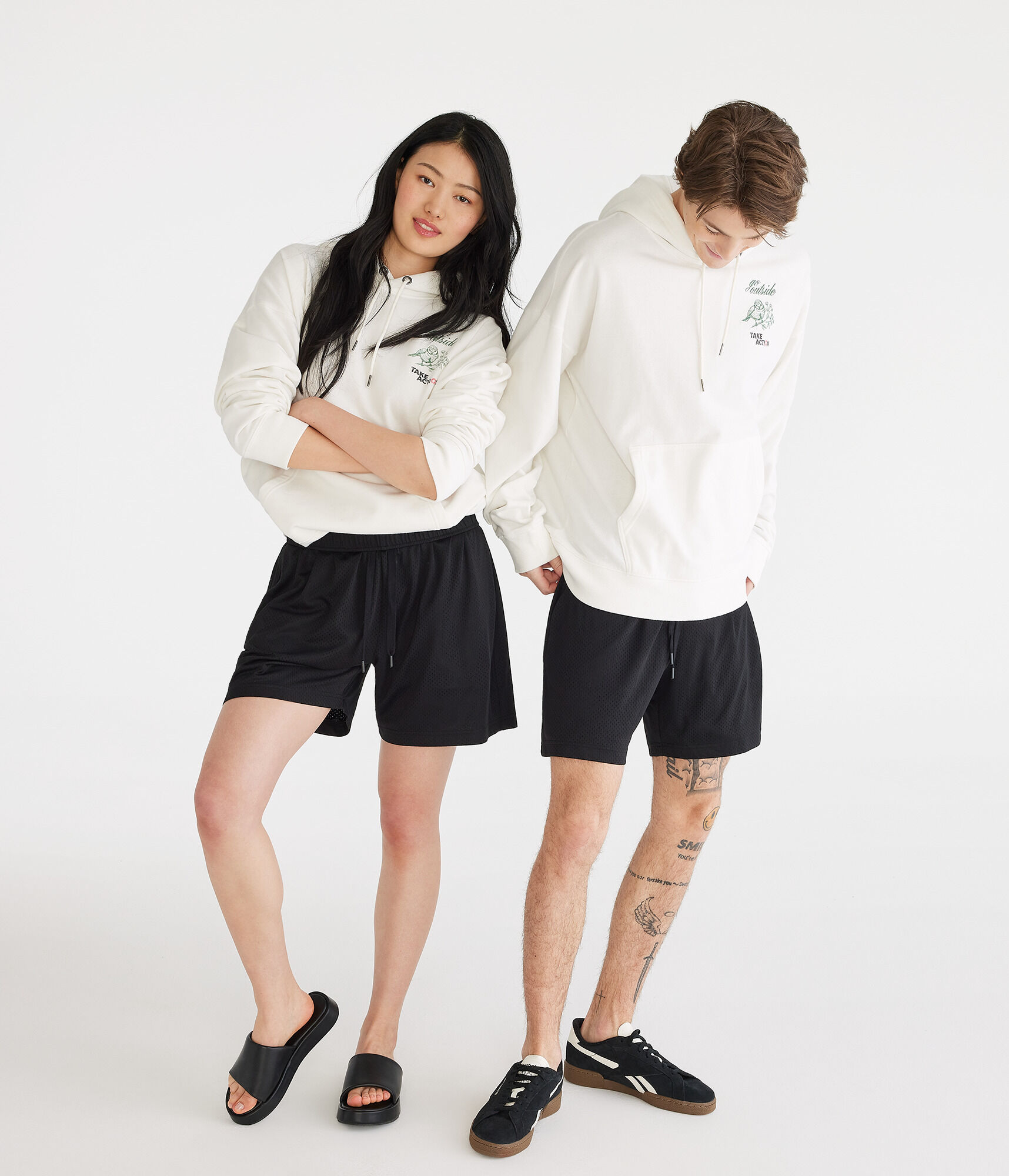 Essentials Solid Mesh Shorts 6"