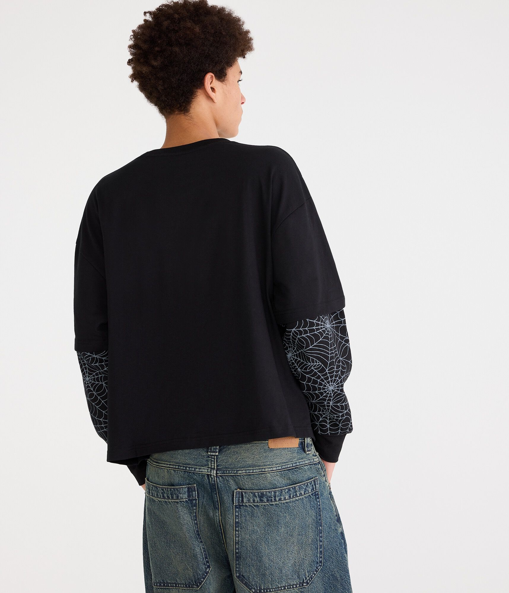 Marvel | A&eacute;ropostale Long Sleeve Spider-Man Spiderwebs Boxy 2Fer Tee